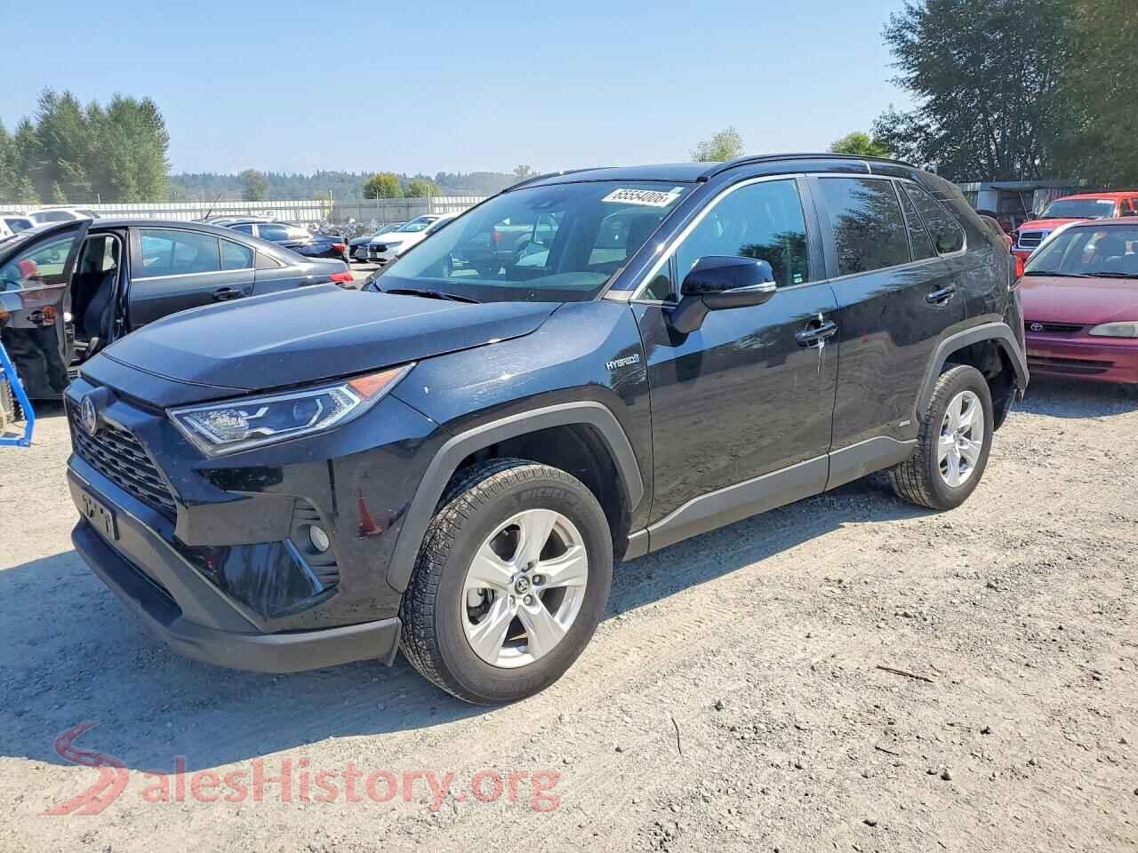 2021 TOYOTA RAV4 — VIN 4T3R6RFV2MU027523