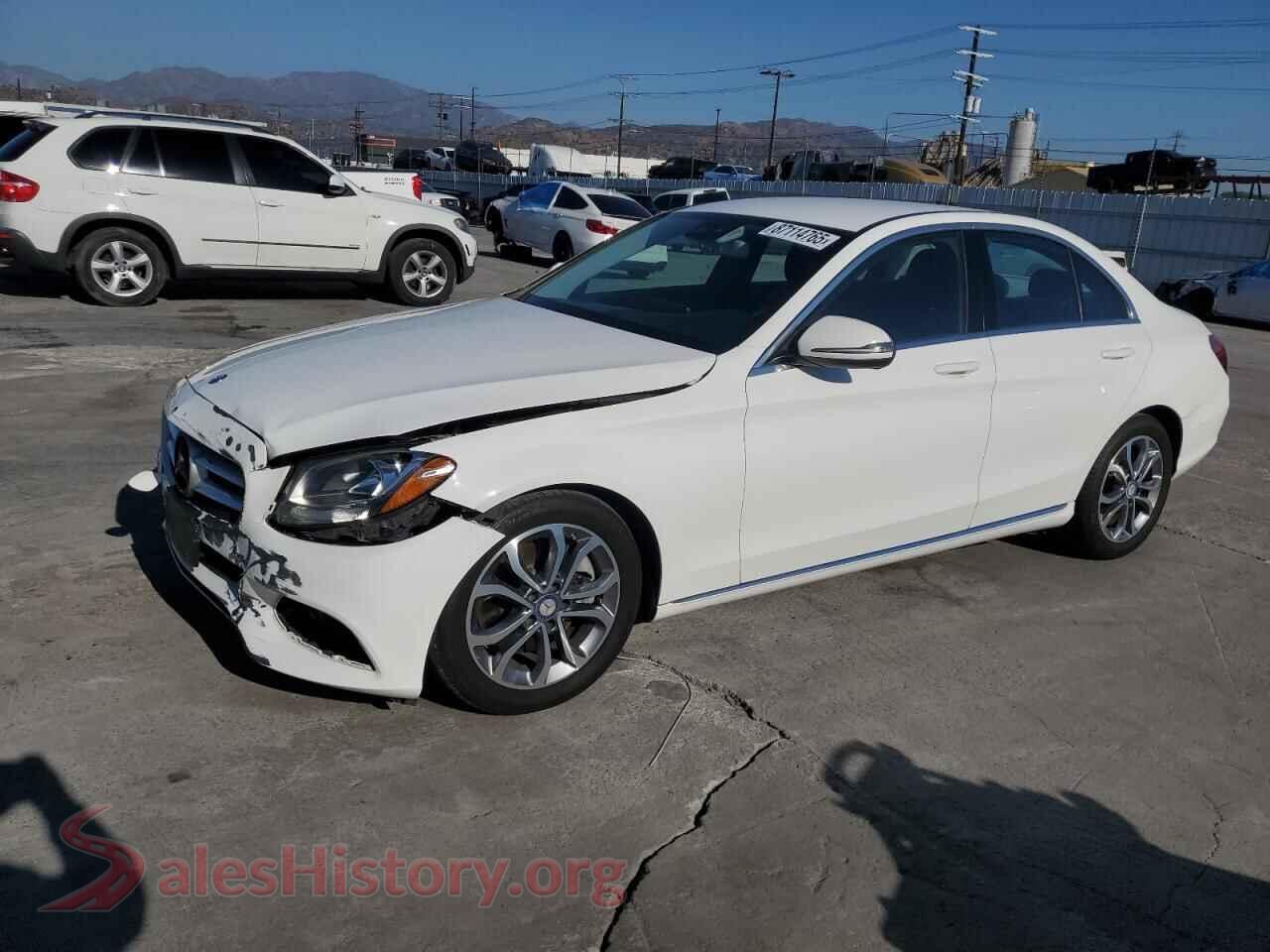 2017 MERCEDES-BENZ C-CLASS — VIN 55SWF4JB0HU187381