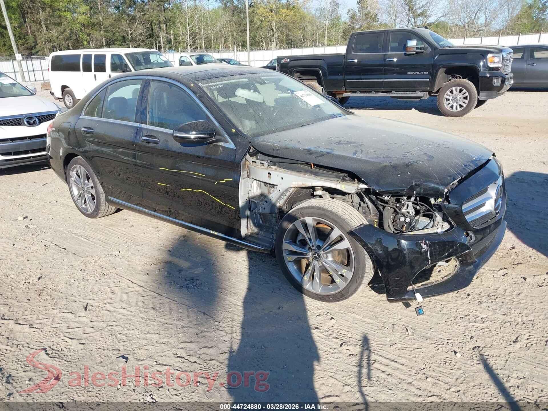 2017 MERCEDES-BENZ C 300 — VIN 55SWF4JB0HU219794