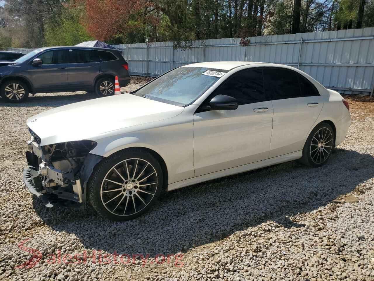 2016 MERCEDES-BENZ C-CLASS — VIN 55SWF4JB2GU158737