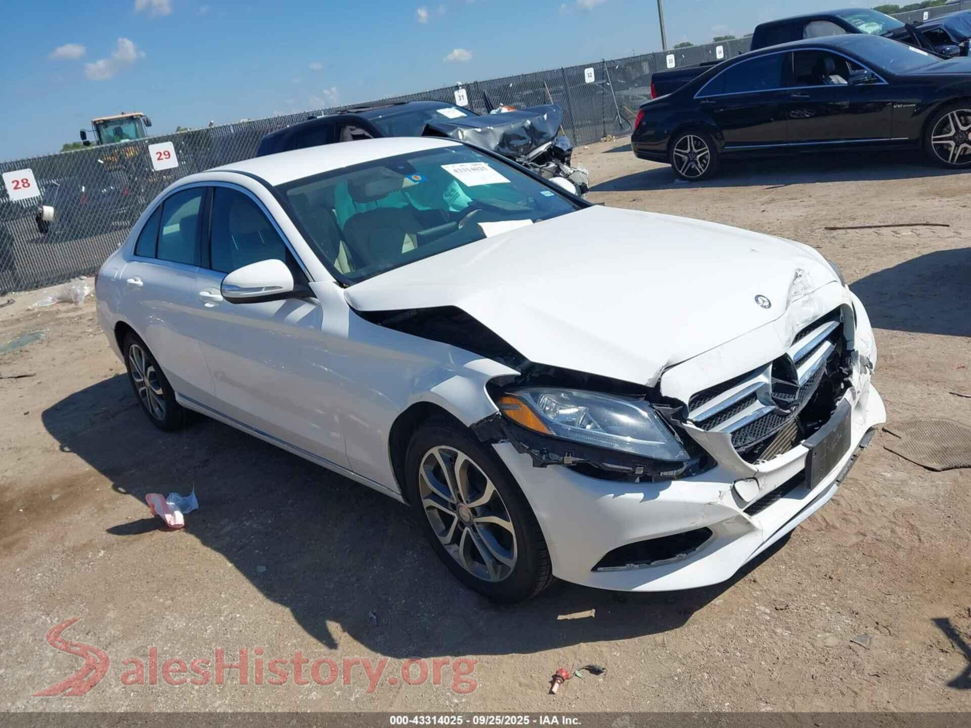 2015 MERCEDES-BENZ C 300 — VIN 55SWF4JB3FU062761