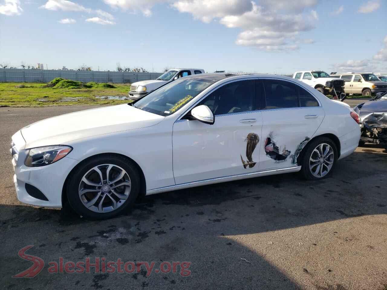 2015 MERCEDES-BENZ C-CLASS — VIN 55SWF4JB3FU074117