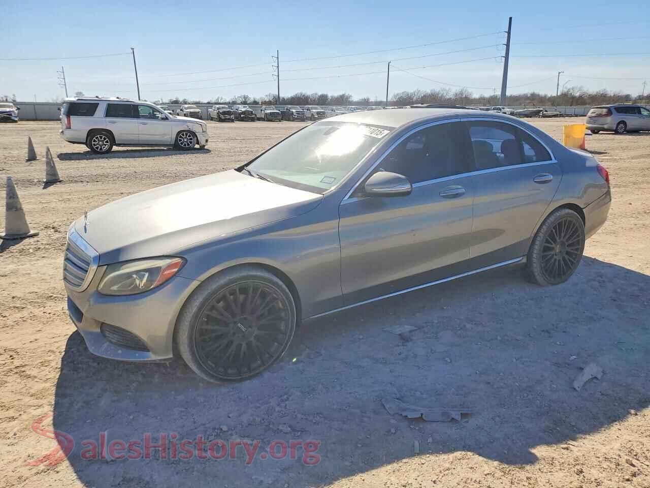 2015 MERCEDES-BENZ C-CLASS — VIN 55SWF4JB3FU079785