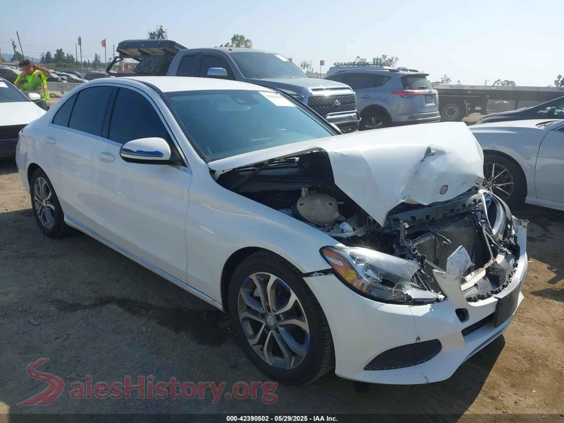 2017 MERCEDES-BENZ C 300 — VIN 55SWF4JB6HU188700