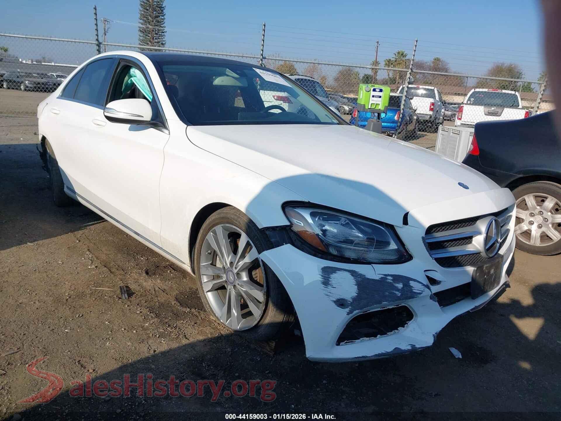 2015 MERCEDES-BENZ C 300 — VIN 55SWF4JB7FU071088
