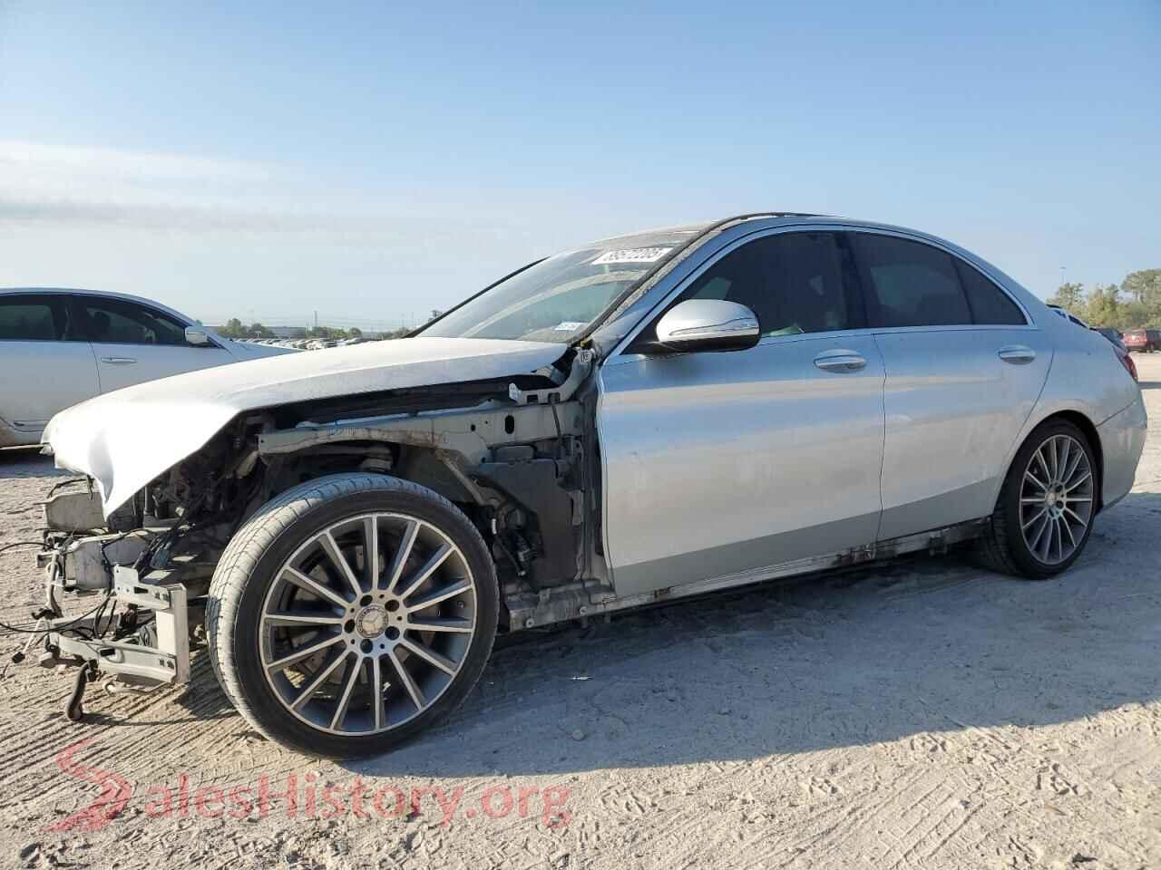 2015 MERCEDES-BENZ C-CLASS — VIN 55SWF4JB8FU088403