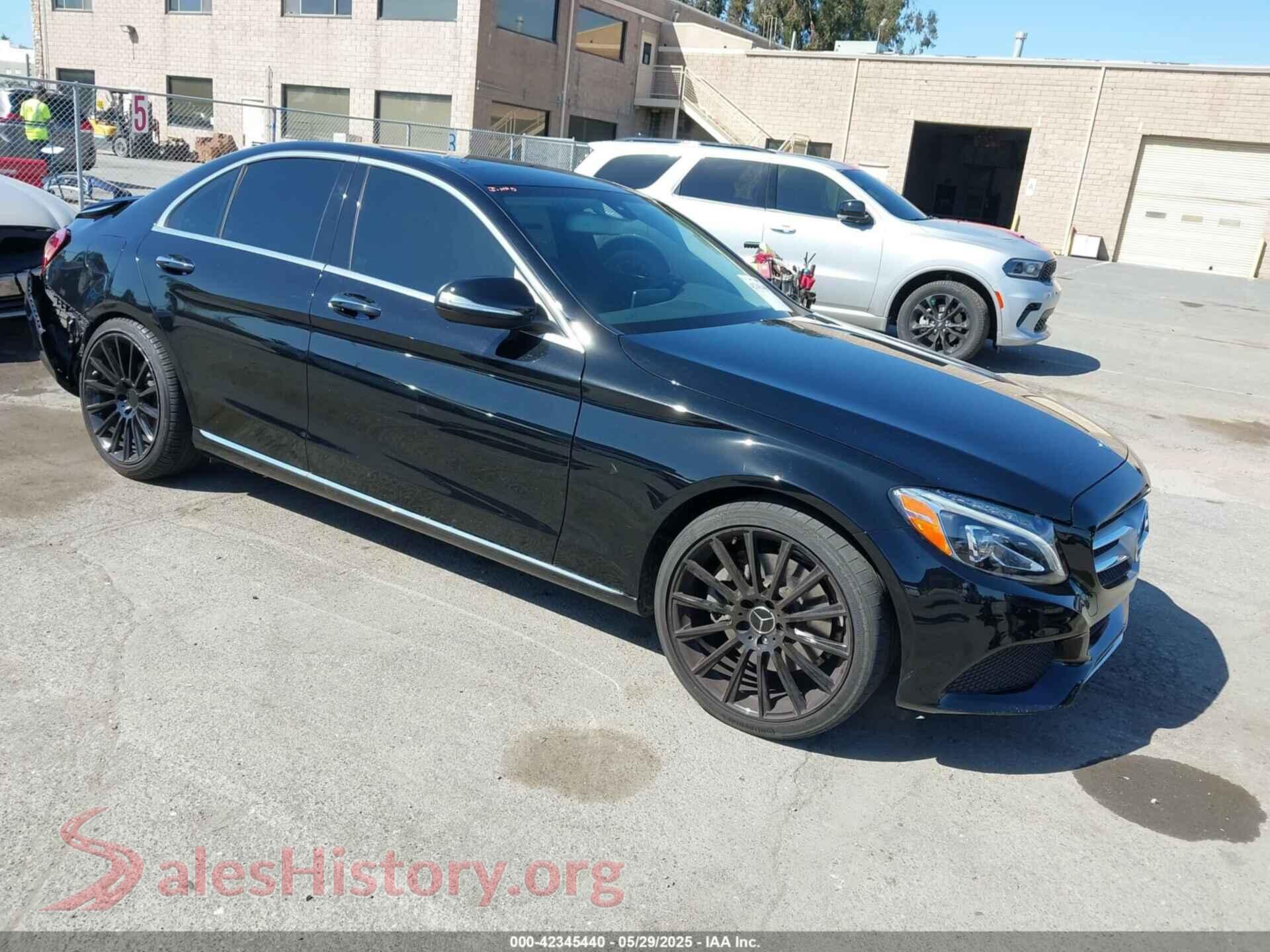 2015 MERCEDES-BENZ C 300 — VIN 55SWF4JB9FU080889