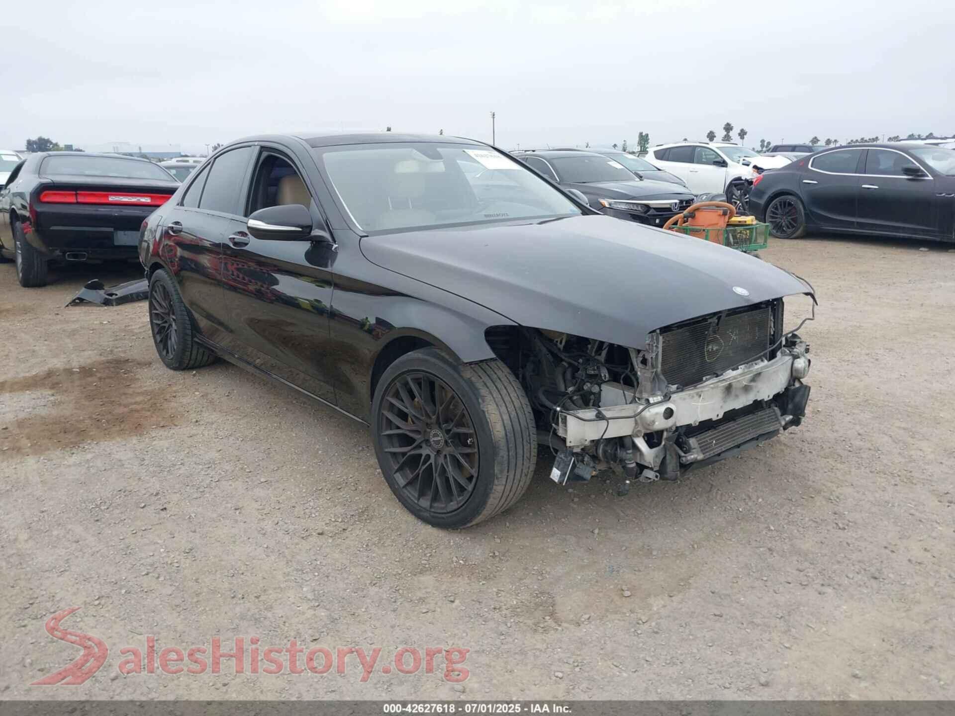 2015 MERCEDES-BENZ C 300 — VIN 55SWF4KB8FU009892