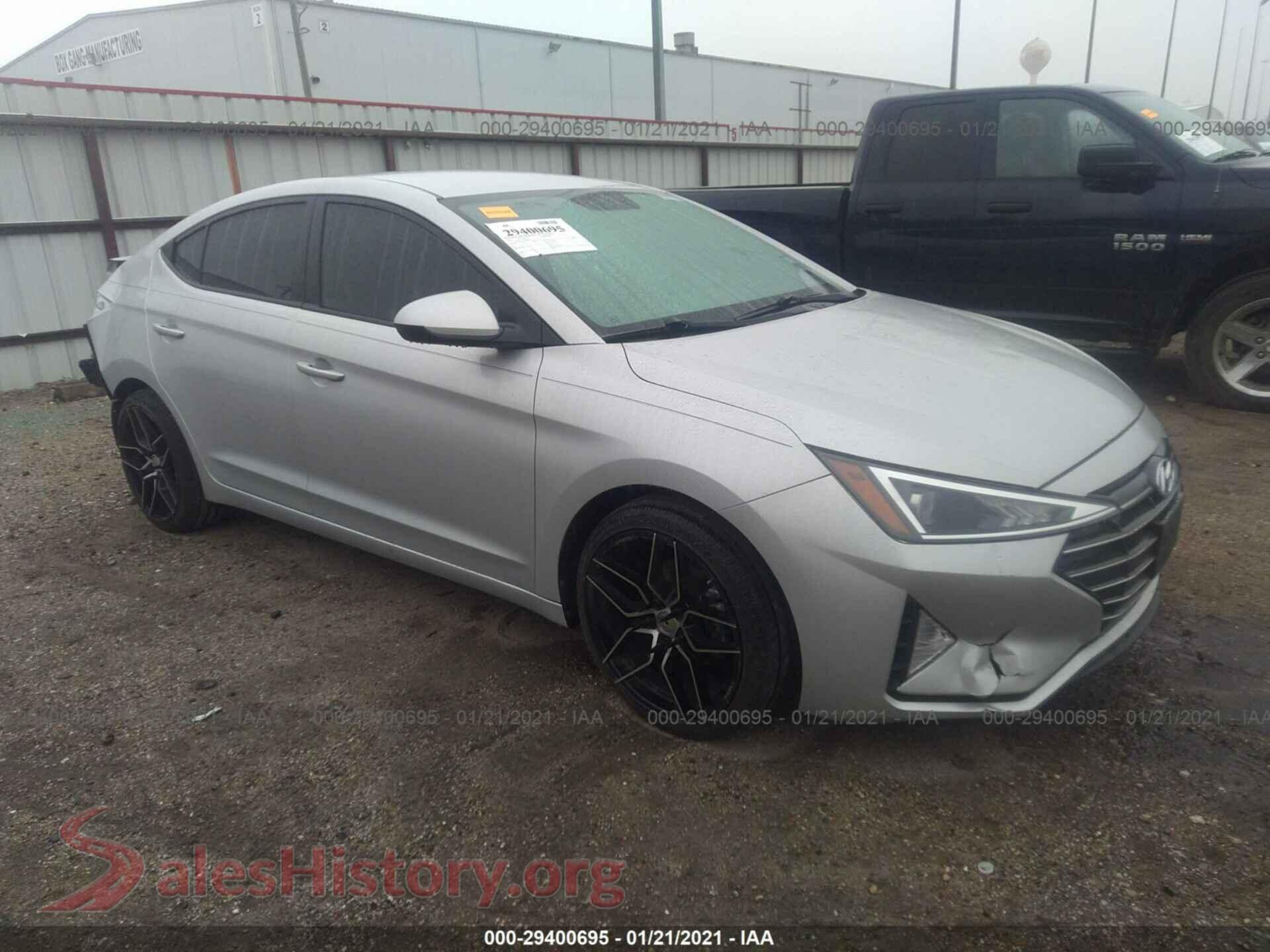 2019 HYUNDAI ELANTRA — VIN 5NPD74LF5KH488842