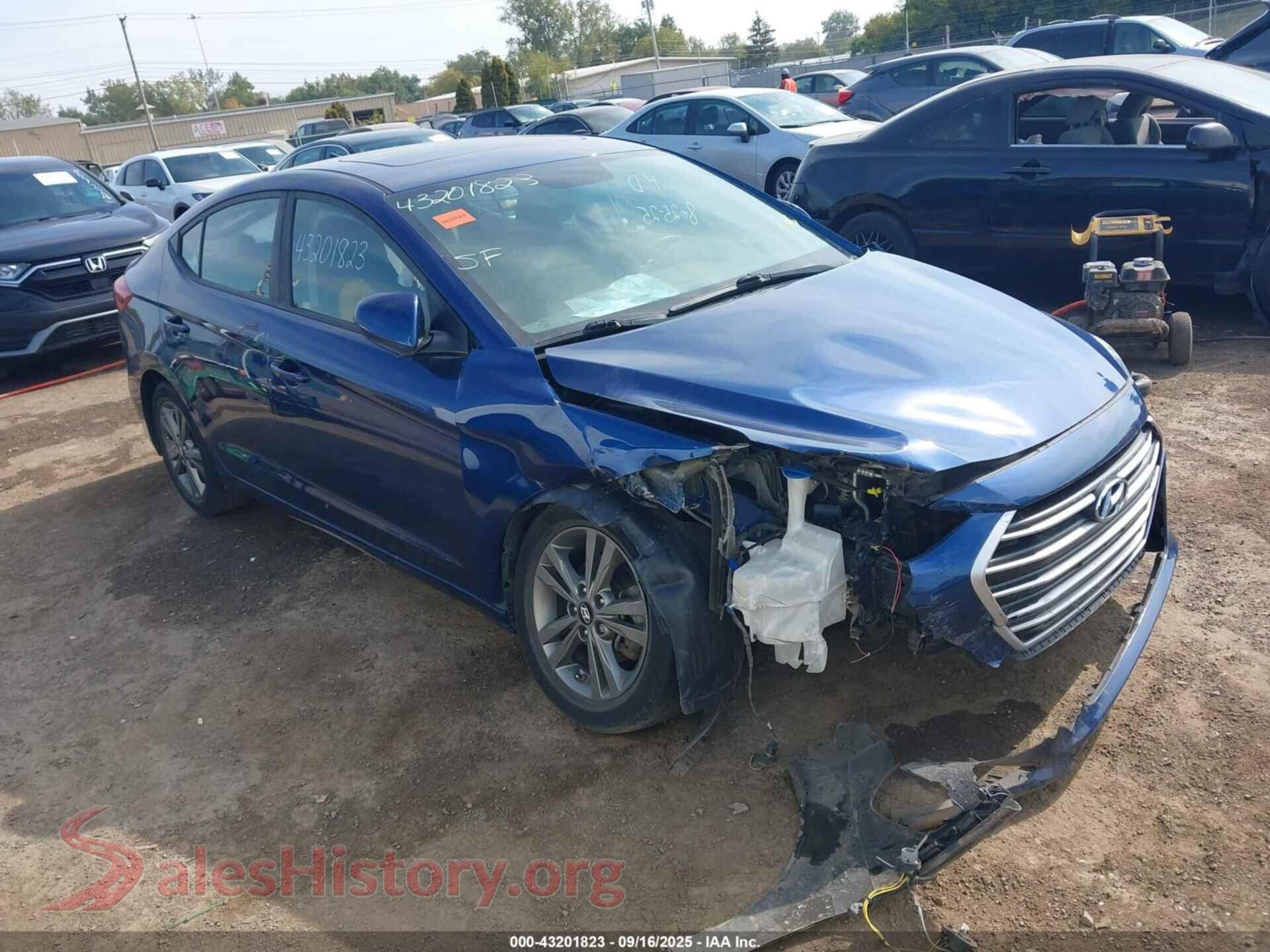 2017 HYUNDAI ELANTRA — VIN 5NPD84LF6HH208030