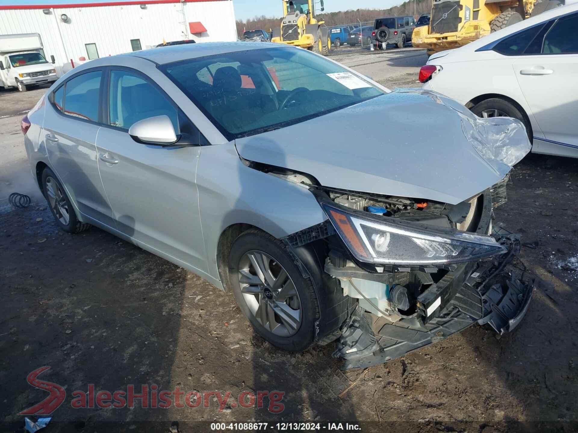 2019 HYUNDAI ELANTRA — VIN 5NPD84LF6KH495702