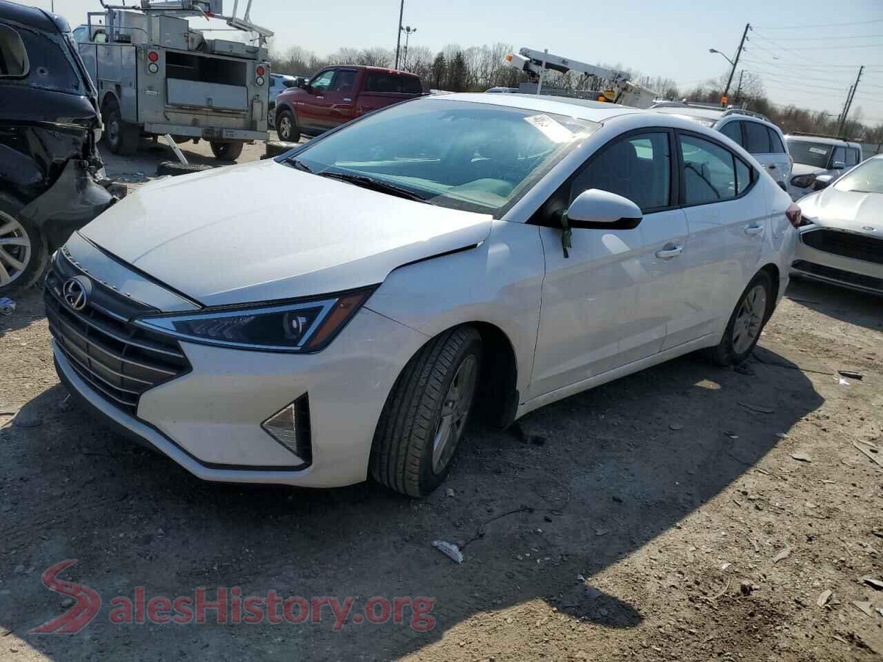 2019 HYUNDAI ELANTRA — VIN 5NPD84LF8KH490002