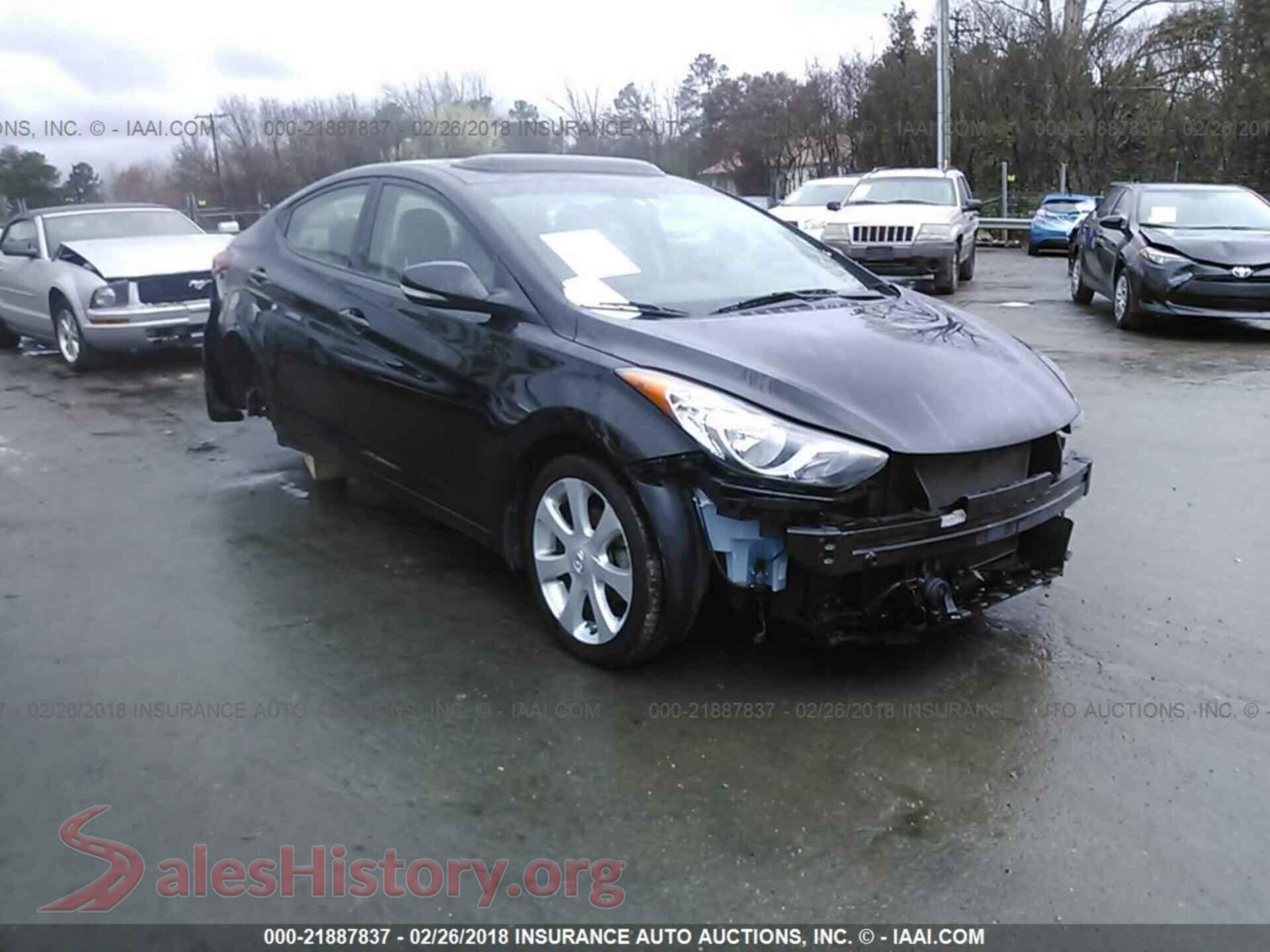 2013 Hyundai Elantra — VIN 5NPDH4AE0DH378551