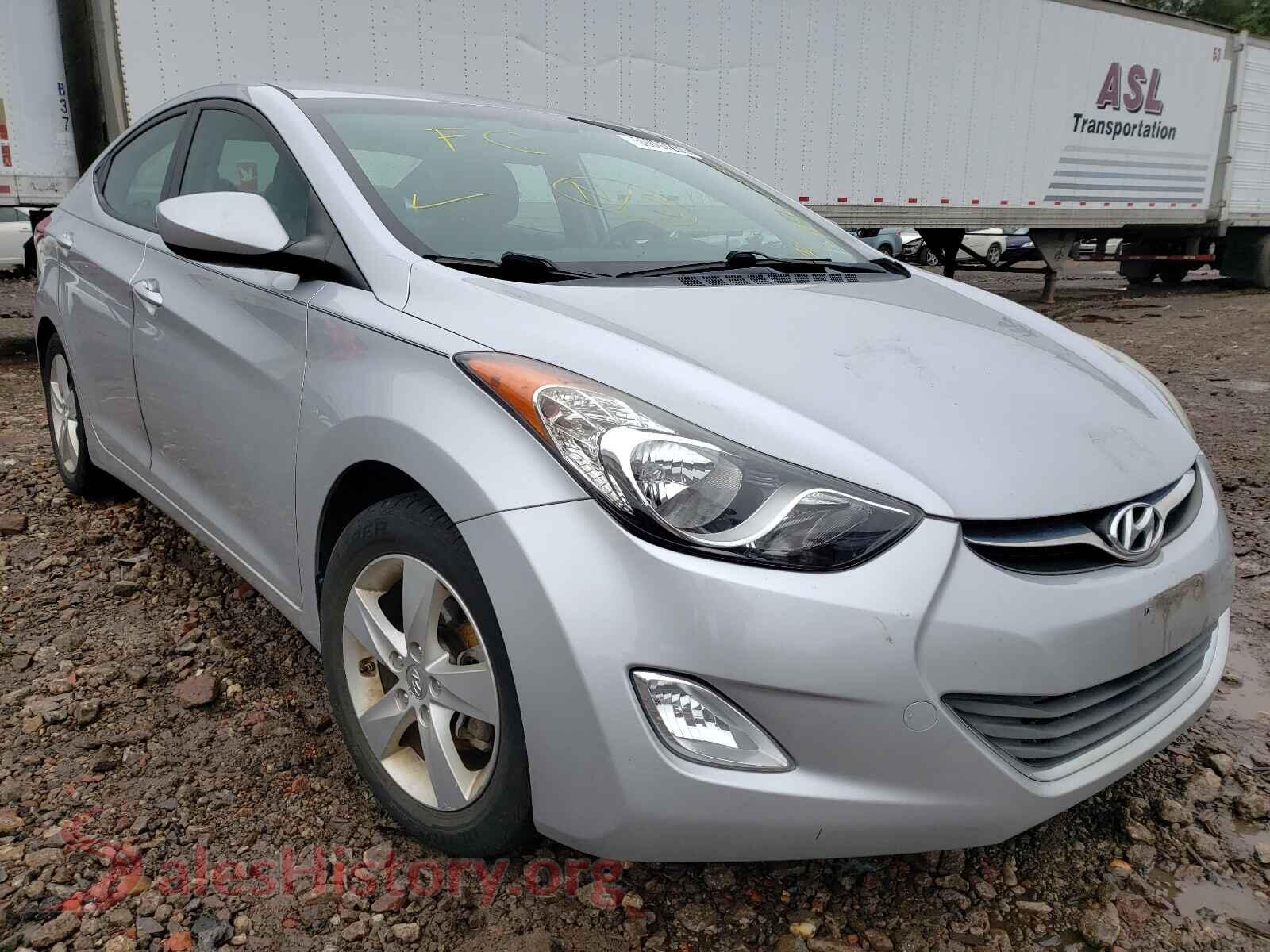 2013 HYUNDAI ELANTRA — VIN 5NPDH4AE0DH441616