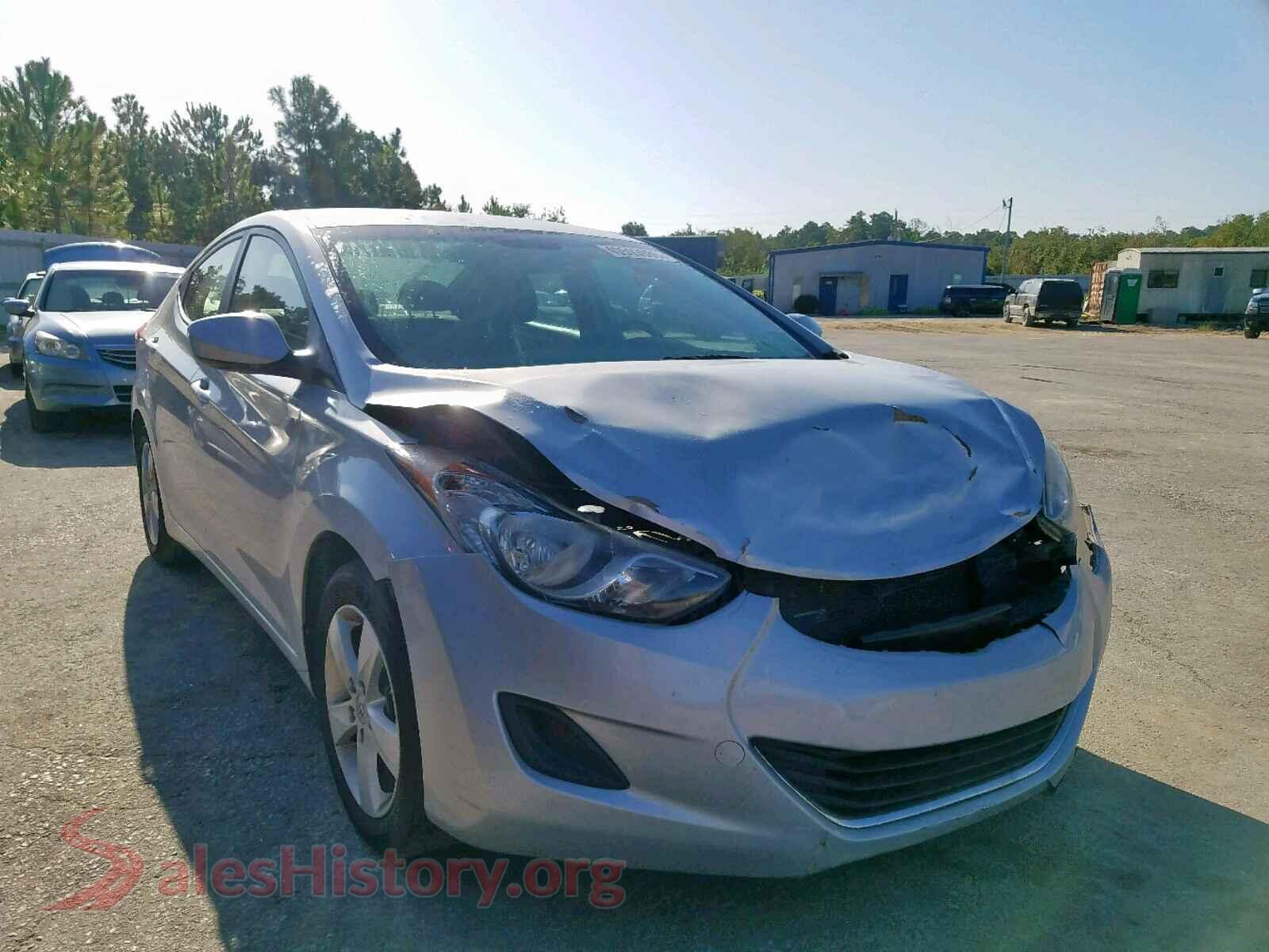 2013 HYUNDAI ELANTRA — VIN 5NPDH4AE2DH265250