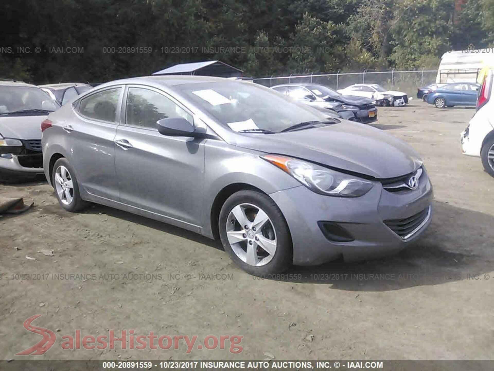 2013 Hyundai Elantra — VIN 5NPDH4AE4DH242794