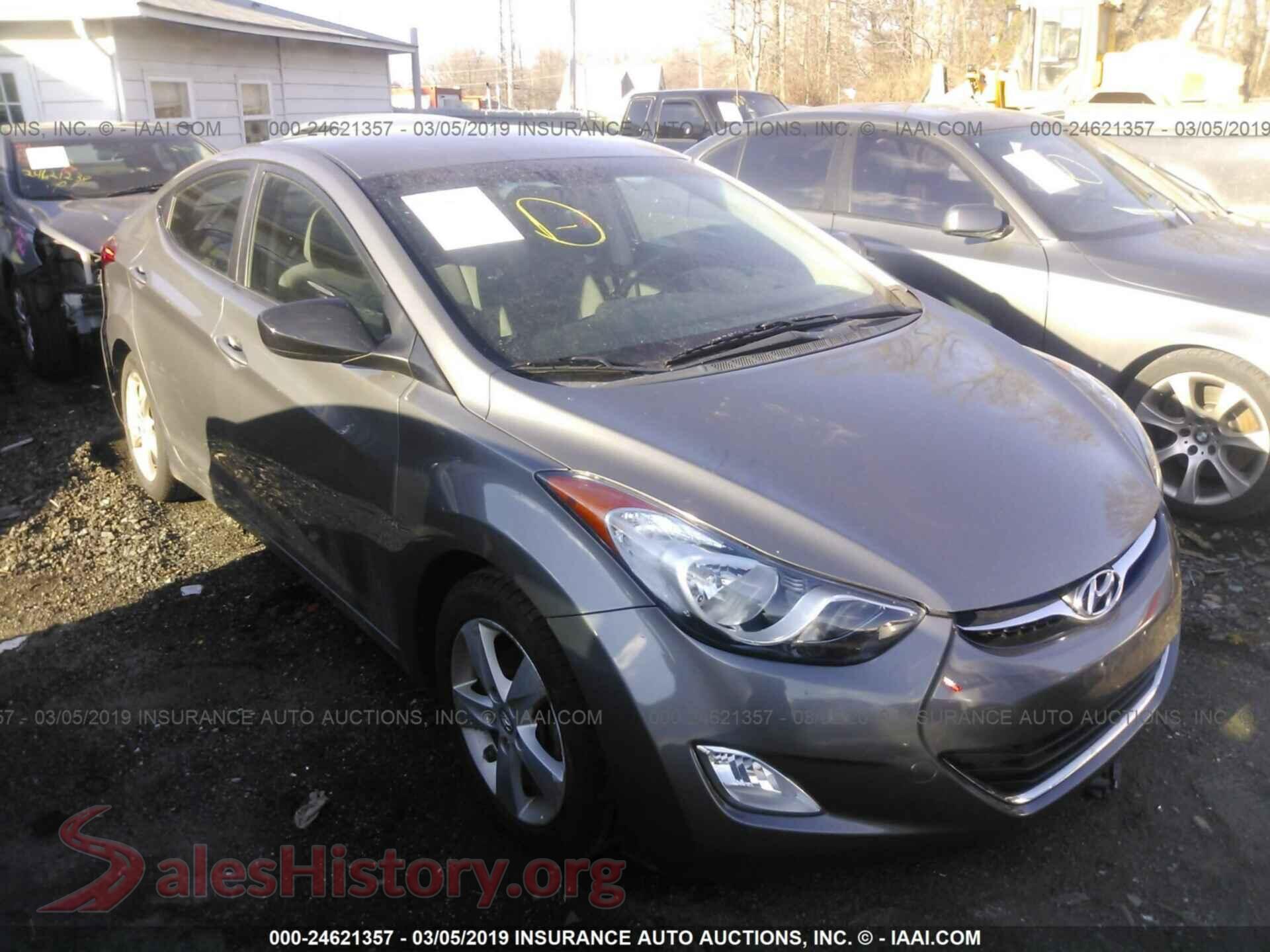 2013 HYUNDAI ELANTRA — VIN 5NPDH4AE6DH279345