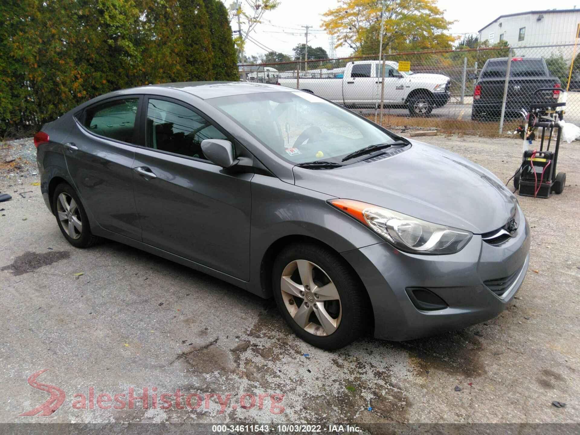 2013 HYUNDAI ELANTRA — VIN 5NPDH4AE7DH361813