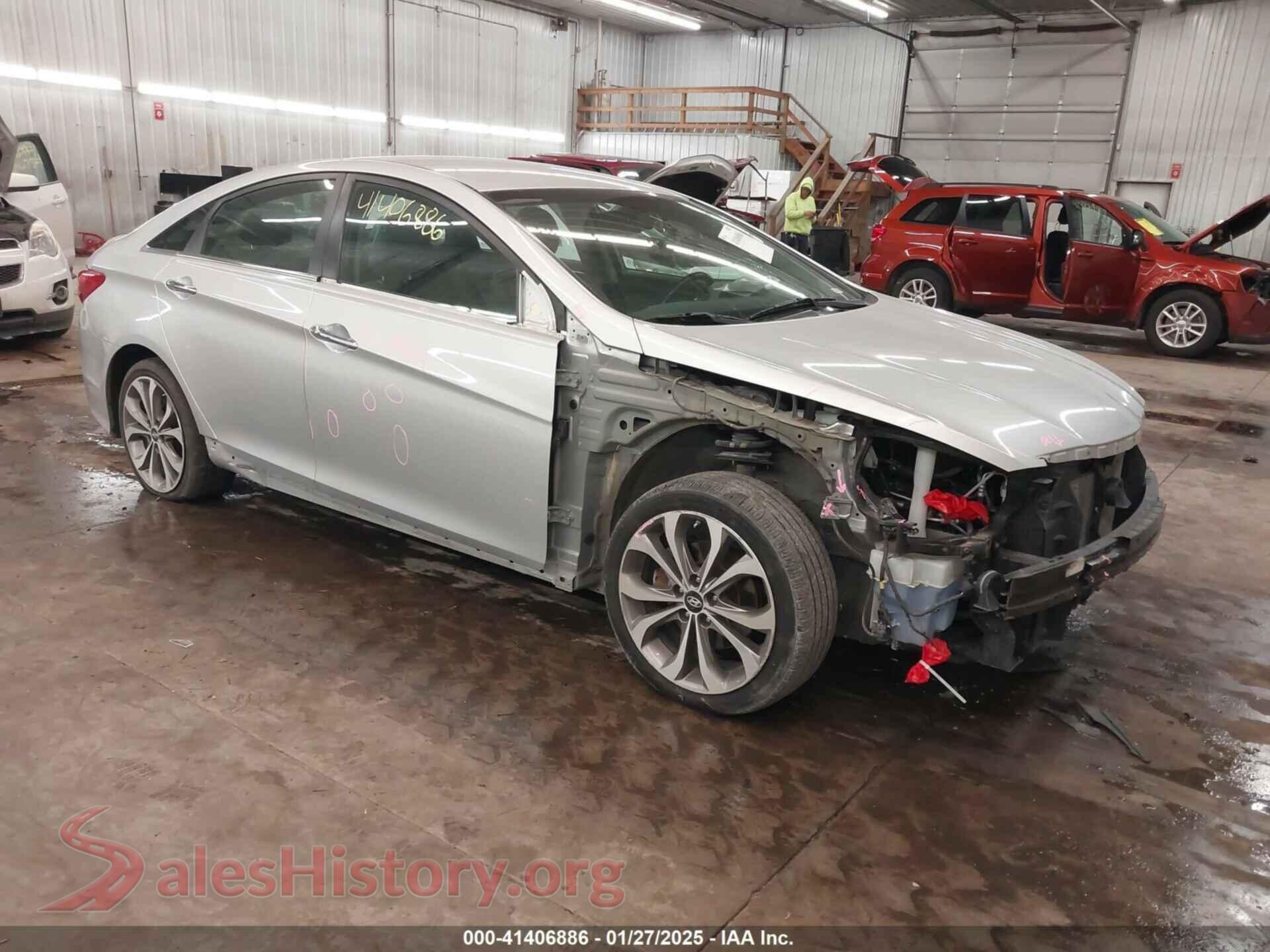 2014 HYUNDAI SONATA — VIN 5NPEC4AC2EH929890