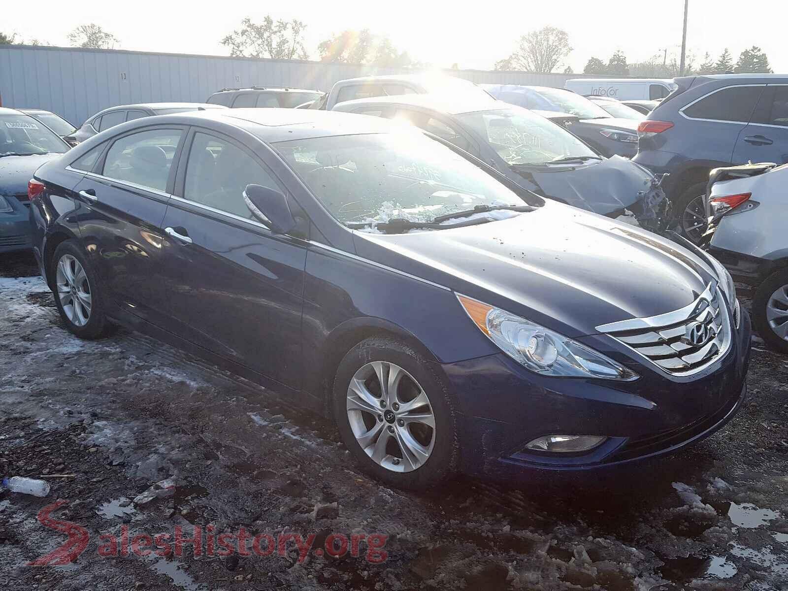 2013 HYUNDAI SONATA — VIN 5NPEC4AC5DH552454