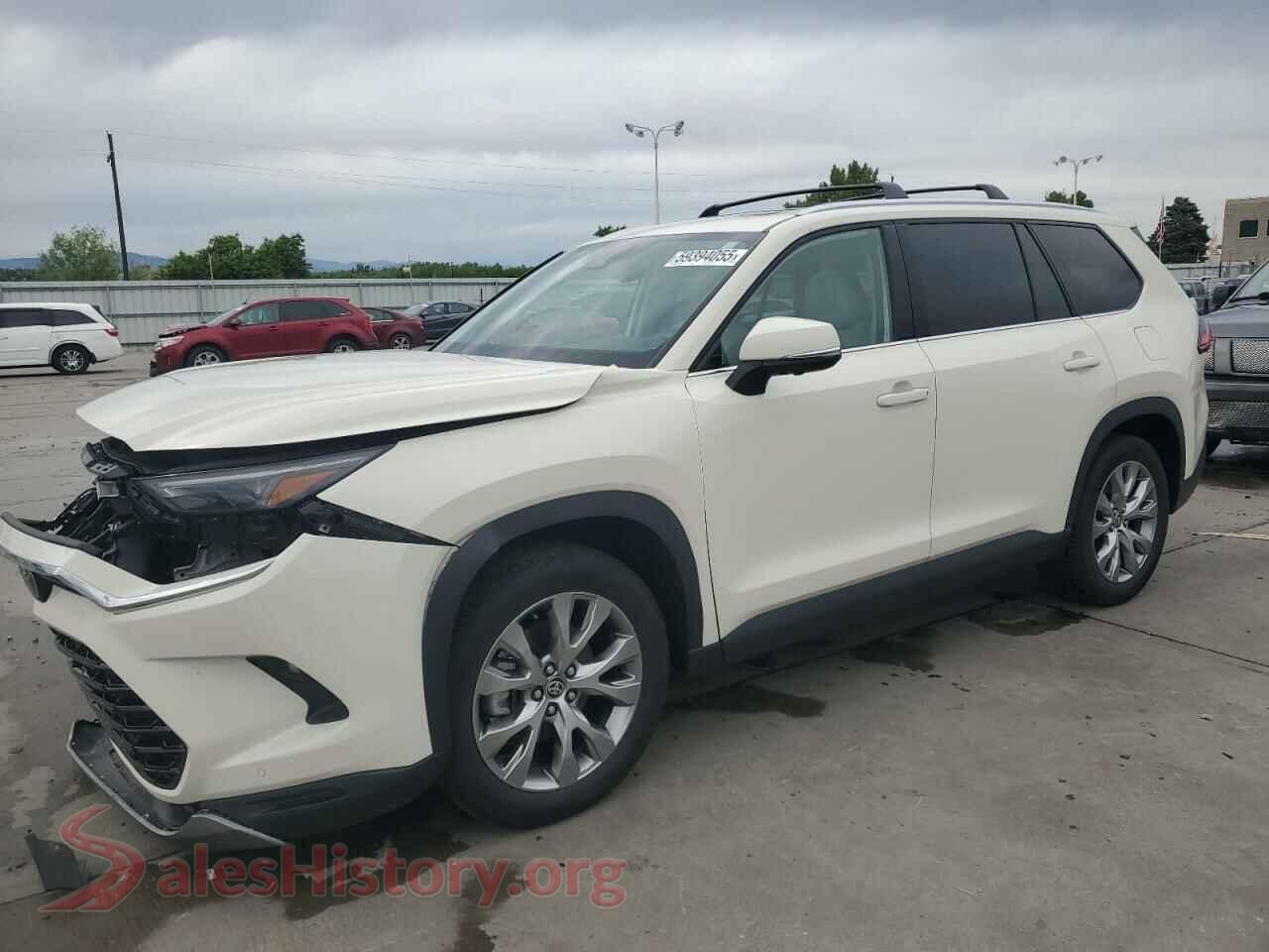 2024 TOYOTA GRAND HIGH — VIN 5TDACAB54RS014875