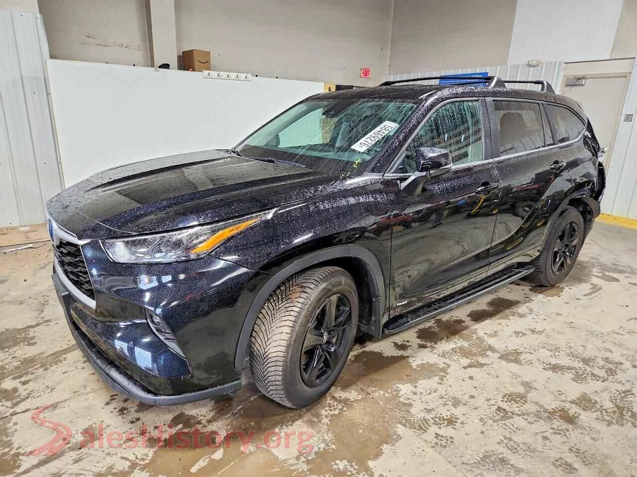 2023 TOYOTA HIGHLANDER — VIN 5TDBBRCH3PS109777