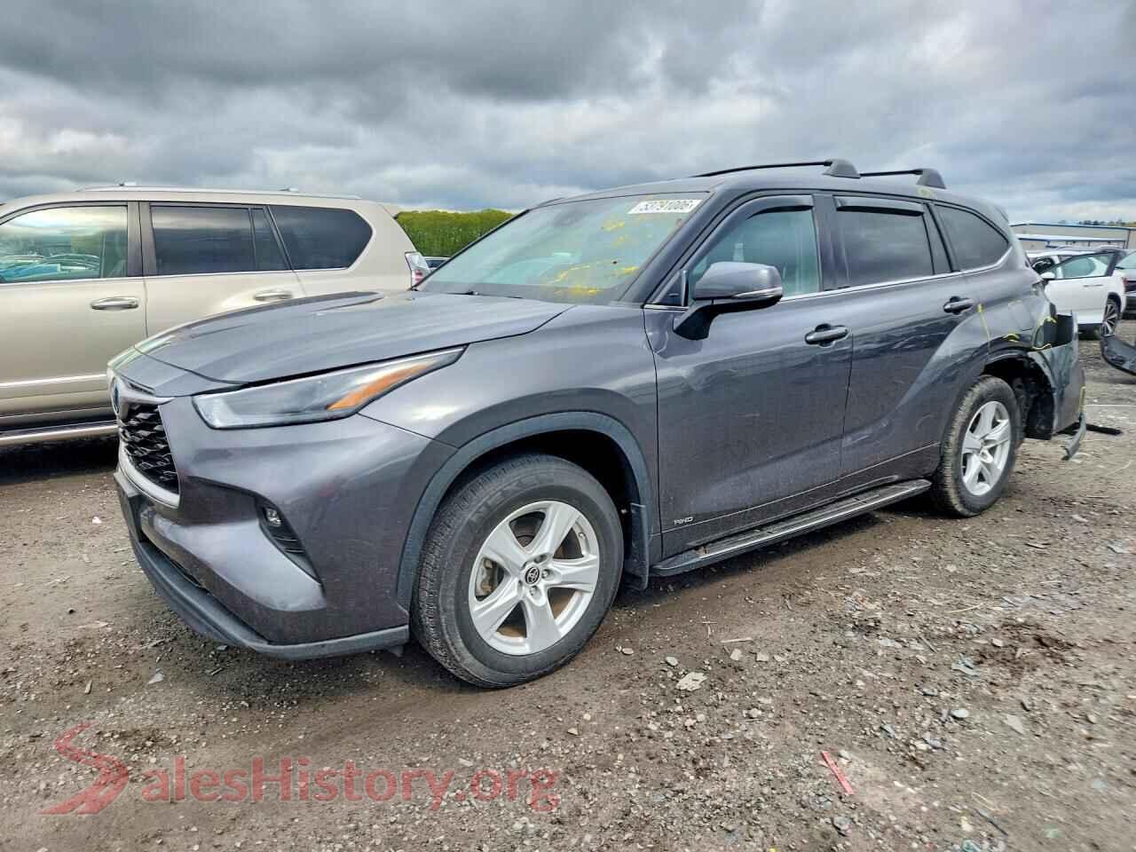 2022 TOYOTA HIGHLANDER — VIN 5TDBBRCH9NS560693