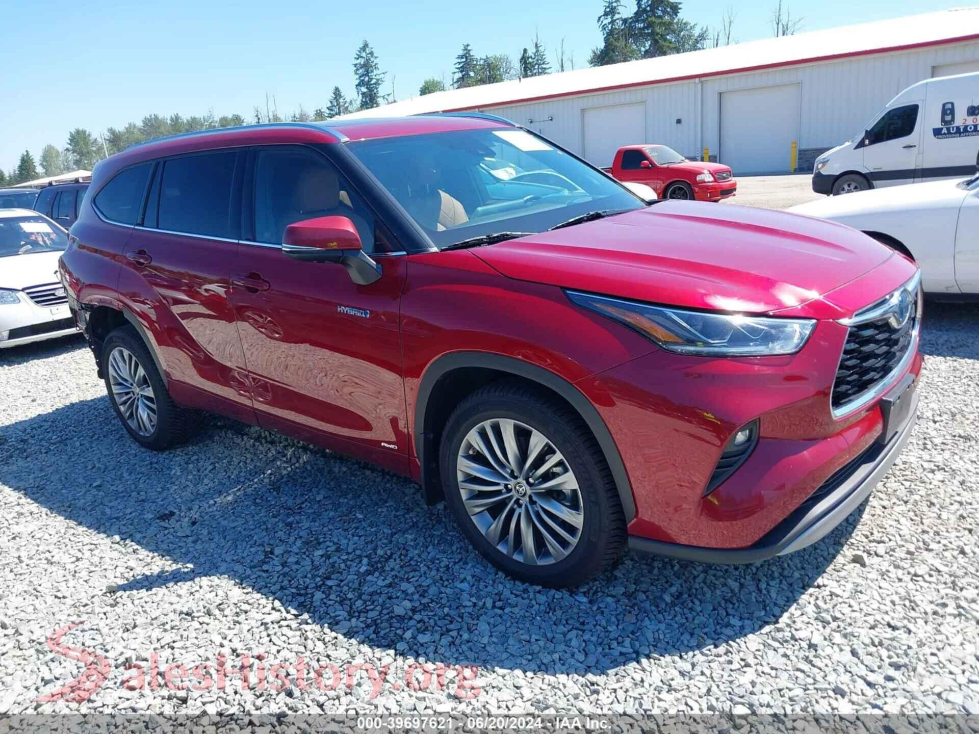 2020 TOYOTA HIGHLANDER — VIN 5TDEBRCH6LS006103