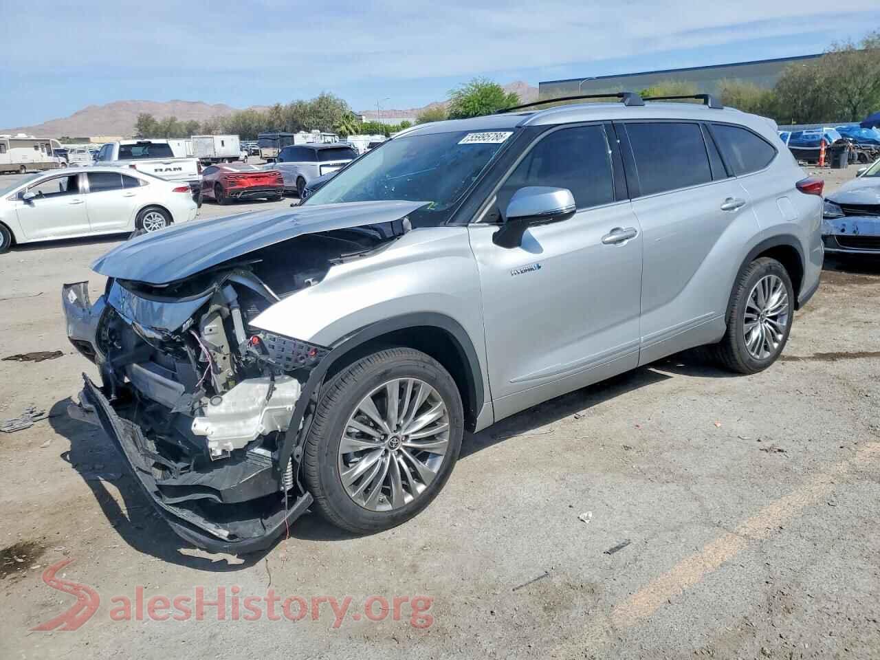 2021 TOYOTA HIGHLANDER — VIN 5TDFARAHXMS011512