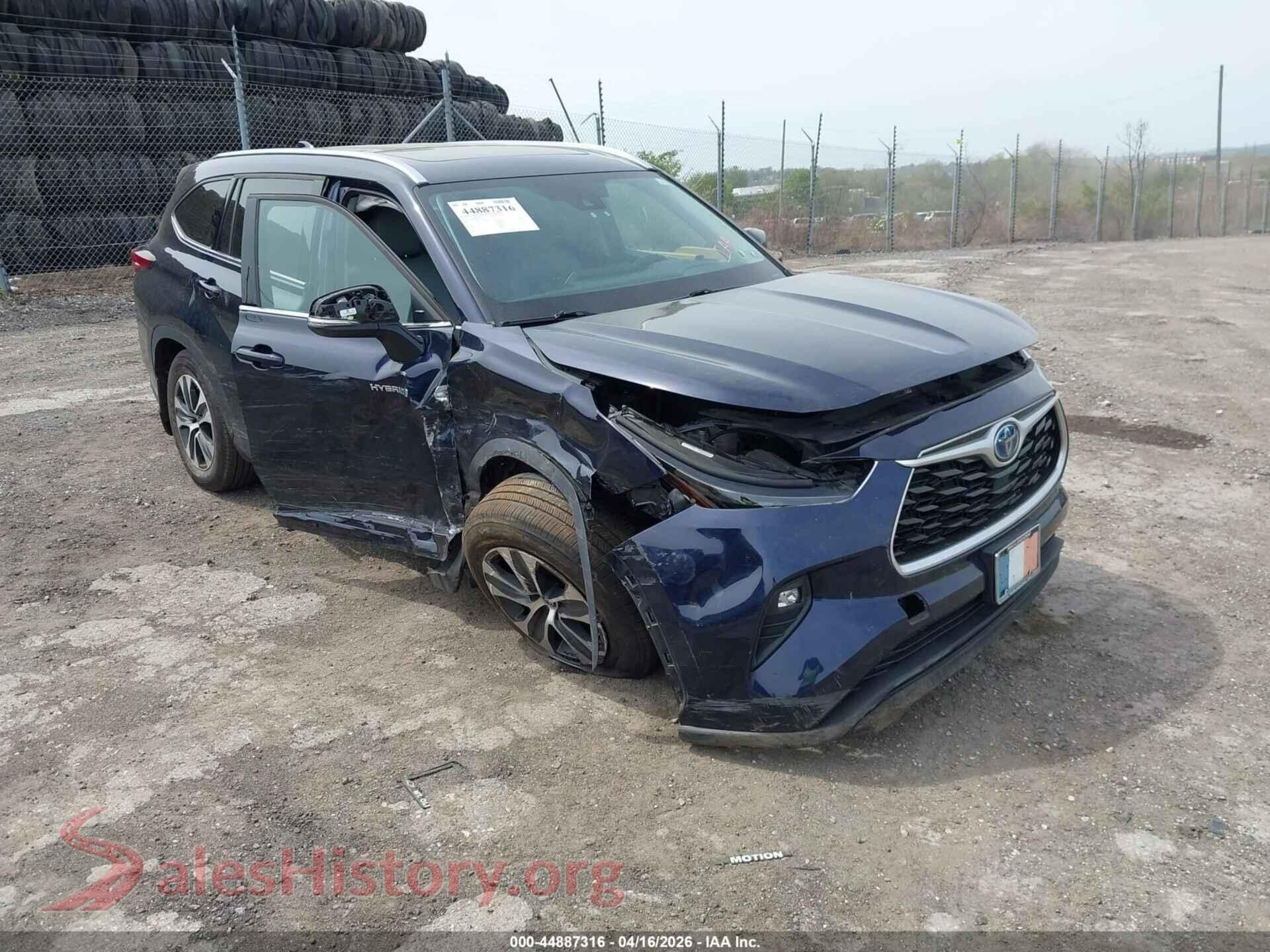 2021 TOYOTA HIGHLANDER — VIN 5TDGBRCH2MS536661