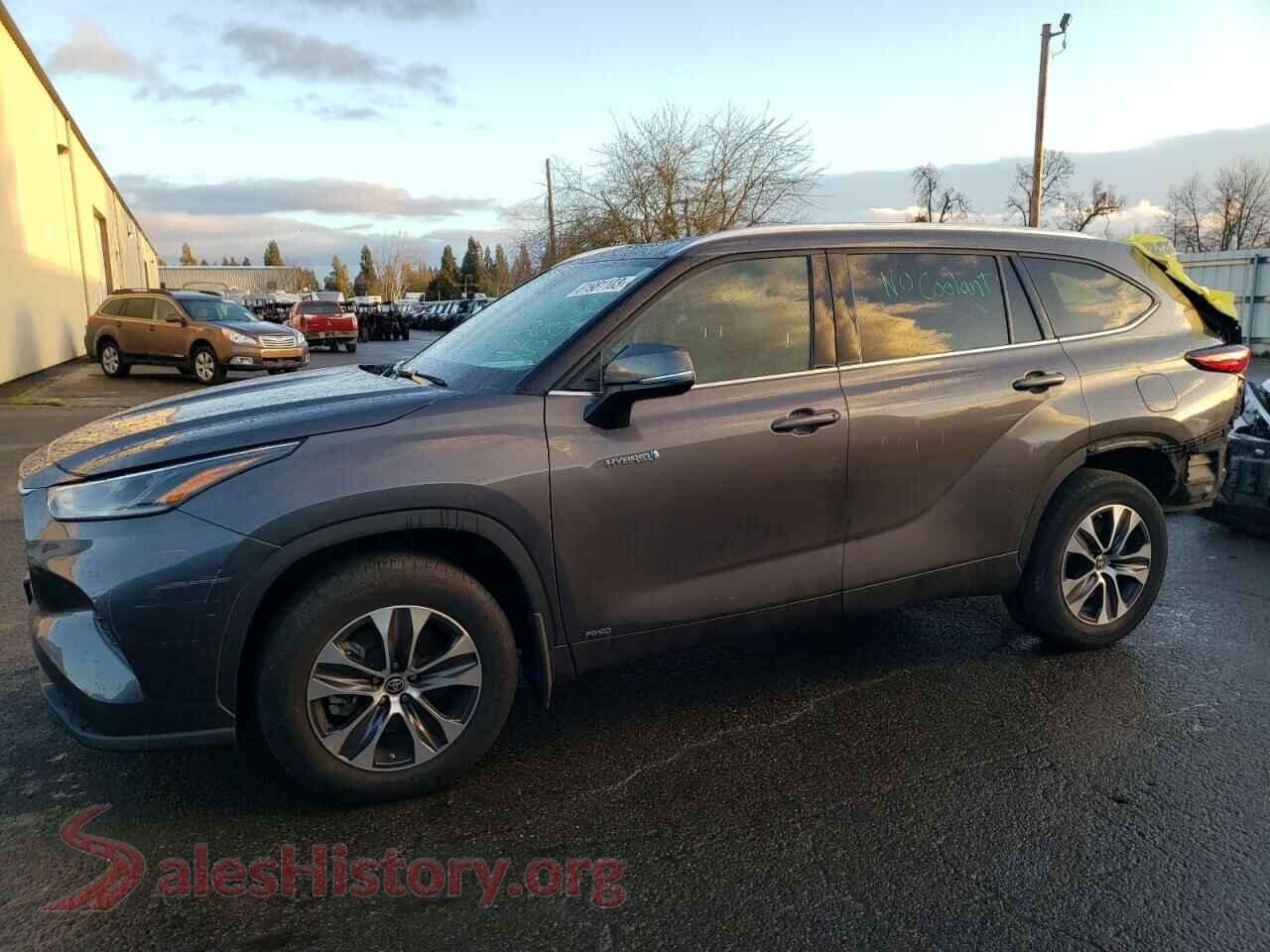 2021 TOYOTA HIGHLANDER — VIN 5TDHBRCH4MS529019
