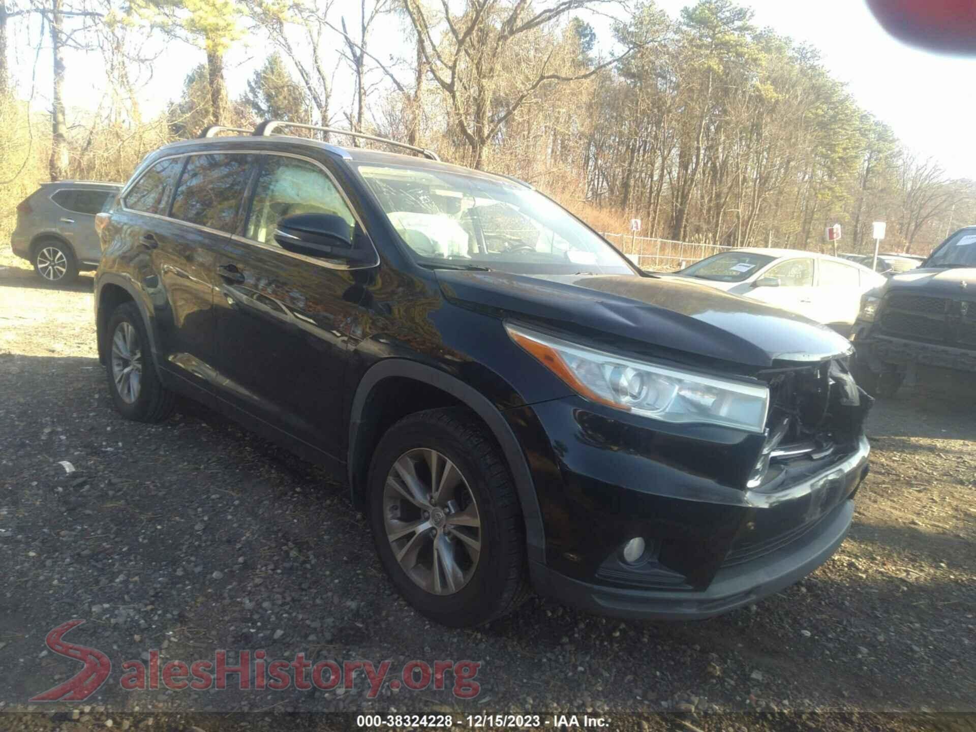 2015 TOYOTA HIGHLANDER — VIN 5TDJKRFH1FS152424