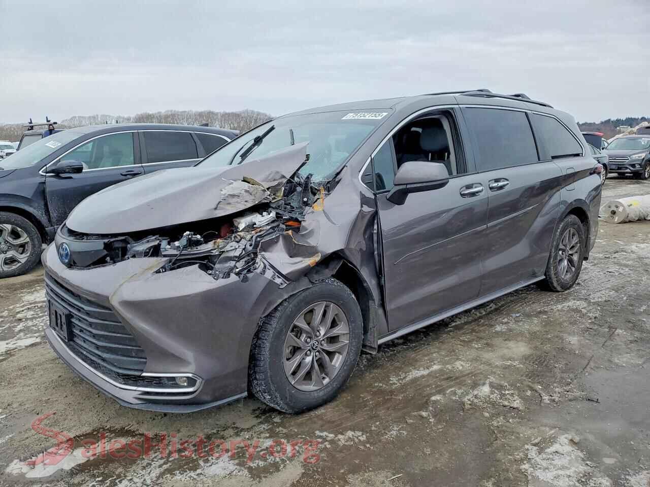2023 TOYOTA SIENNA — VIN 5TDJSKFC9PS107583