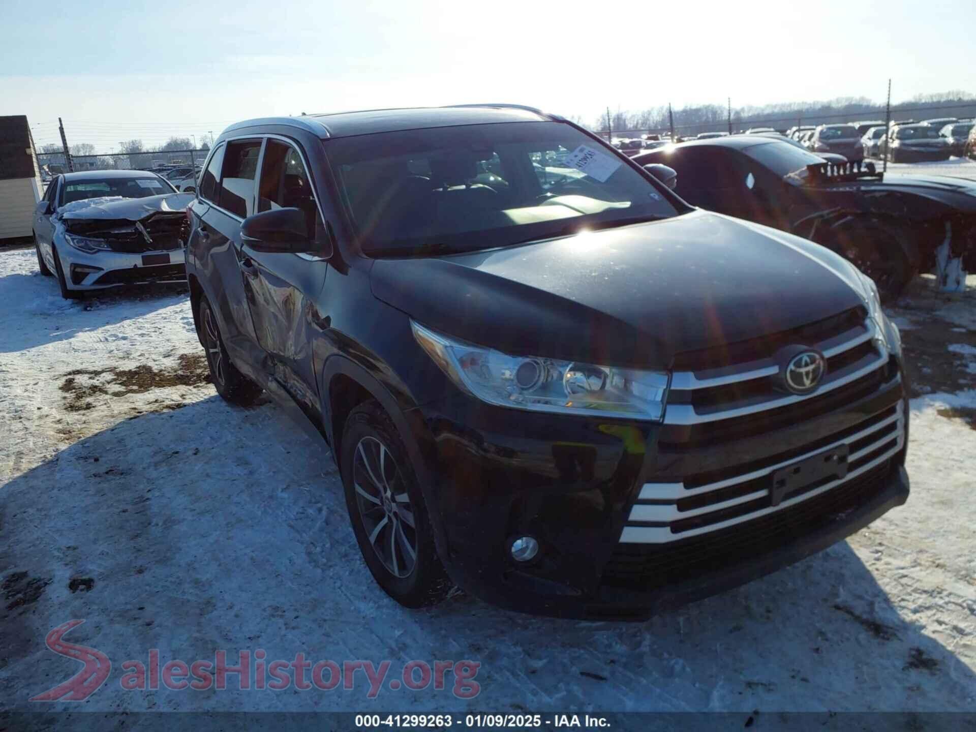 2017 TOYOTA HIGHLANDER — VIN 5TDJZRFH5HS414203