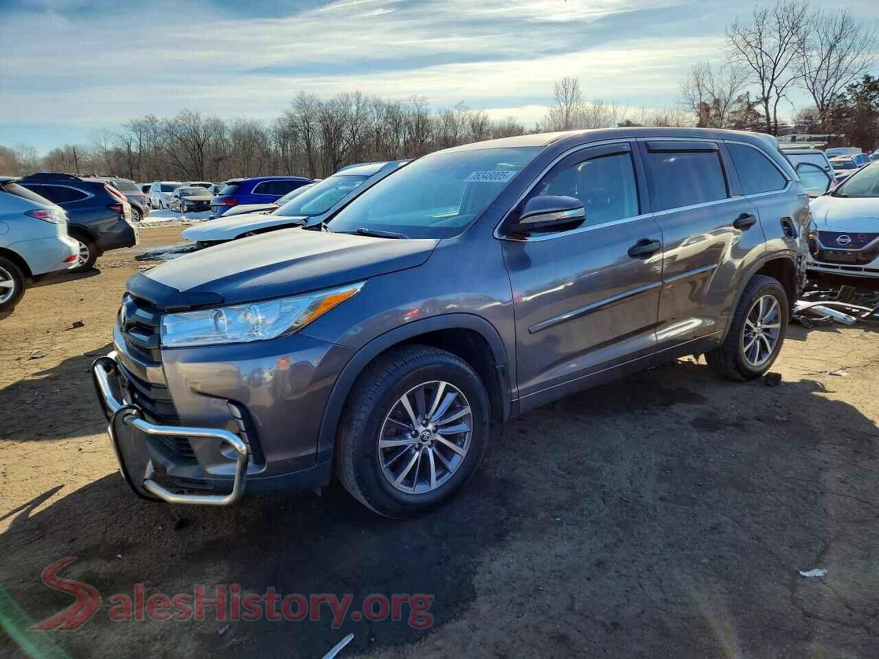 2017 TOYOTA HIGHLANDER — VIN 5TDJZRFHXHS387189