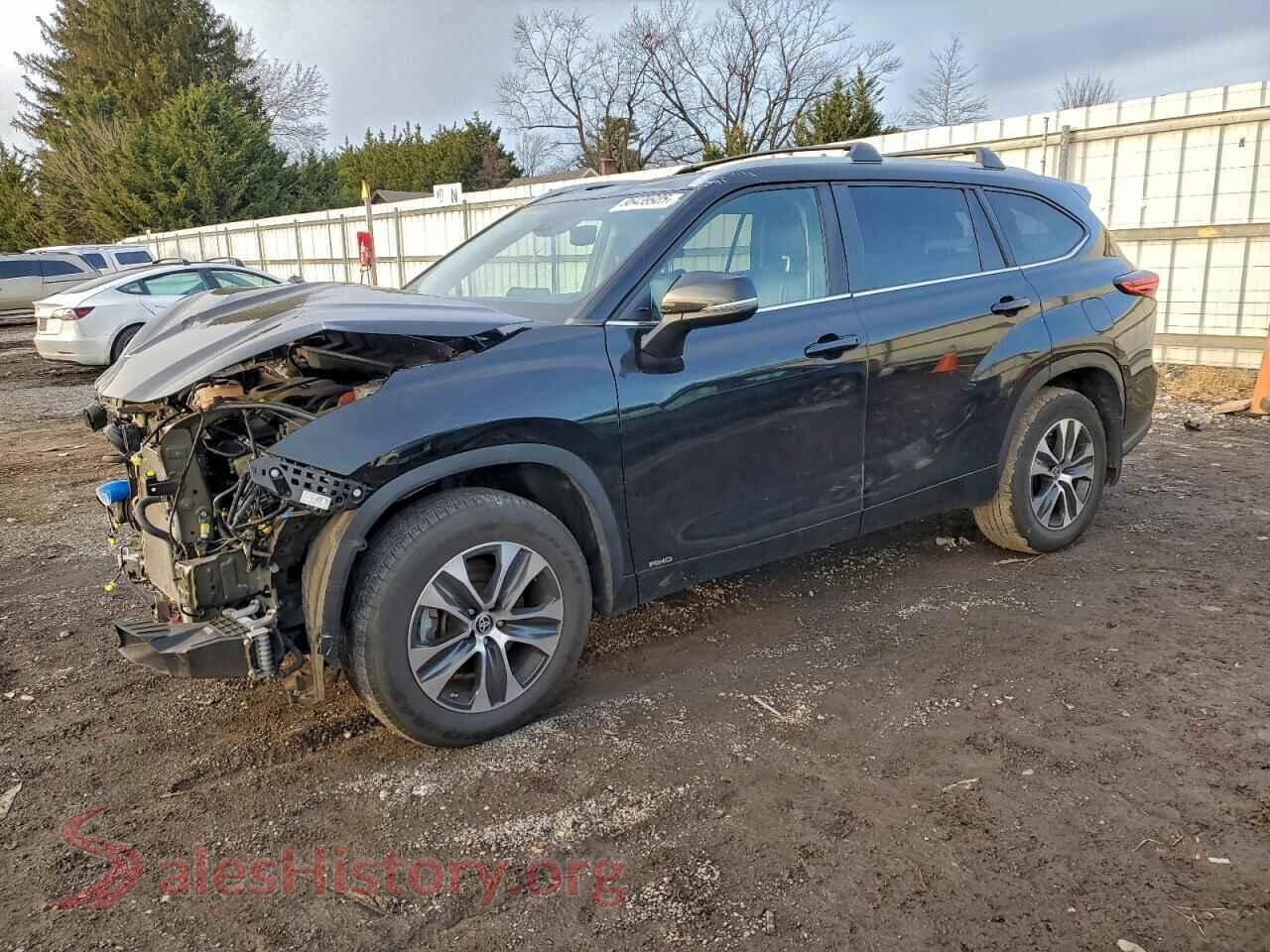 2023 TOYOTA HIGHLANDER — VIN 5TDKBRCH5PS120182