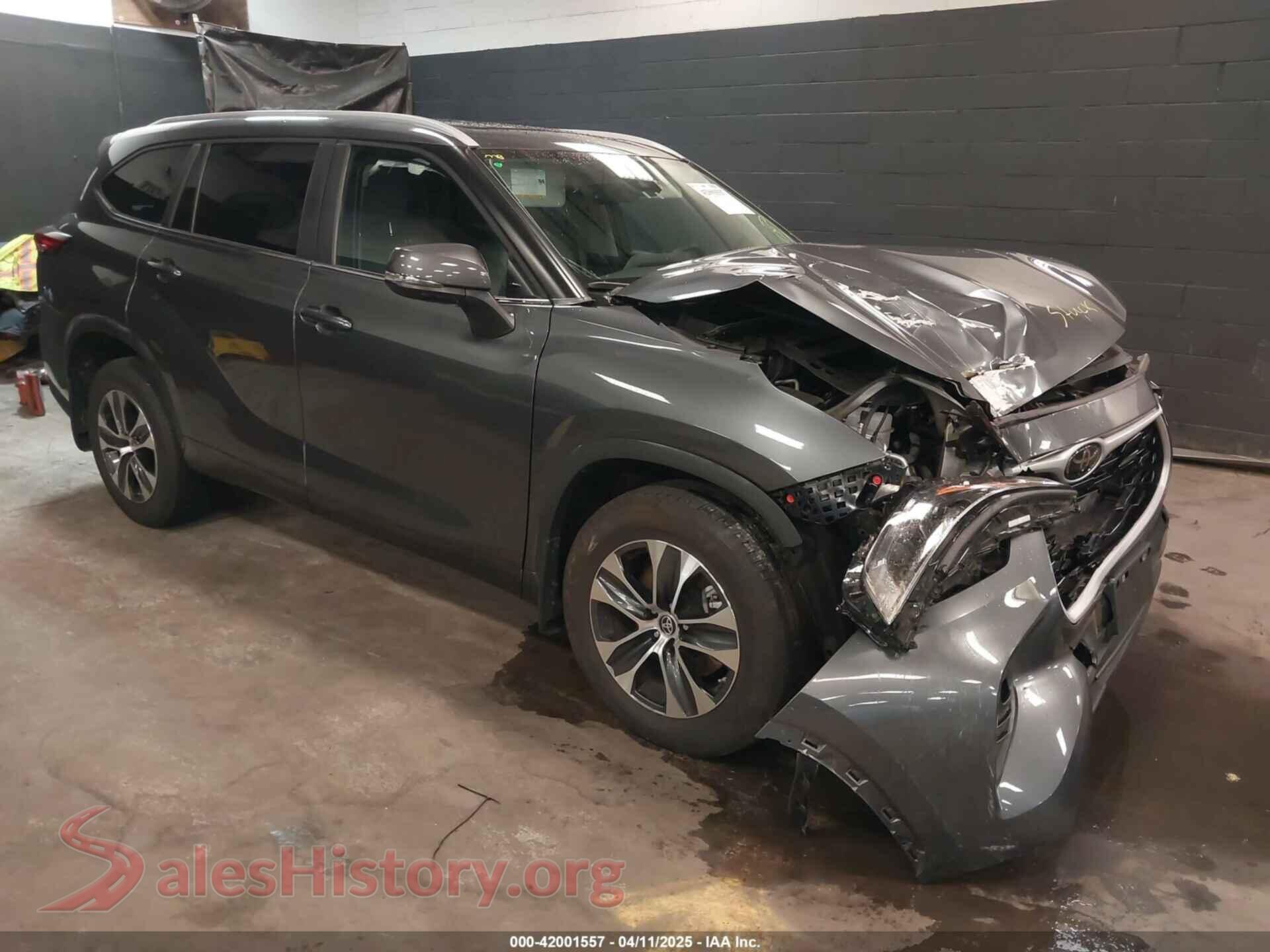 2023 TOYOTA HIGHLANDER — VIN 5TDKDRBH2PS022528