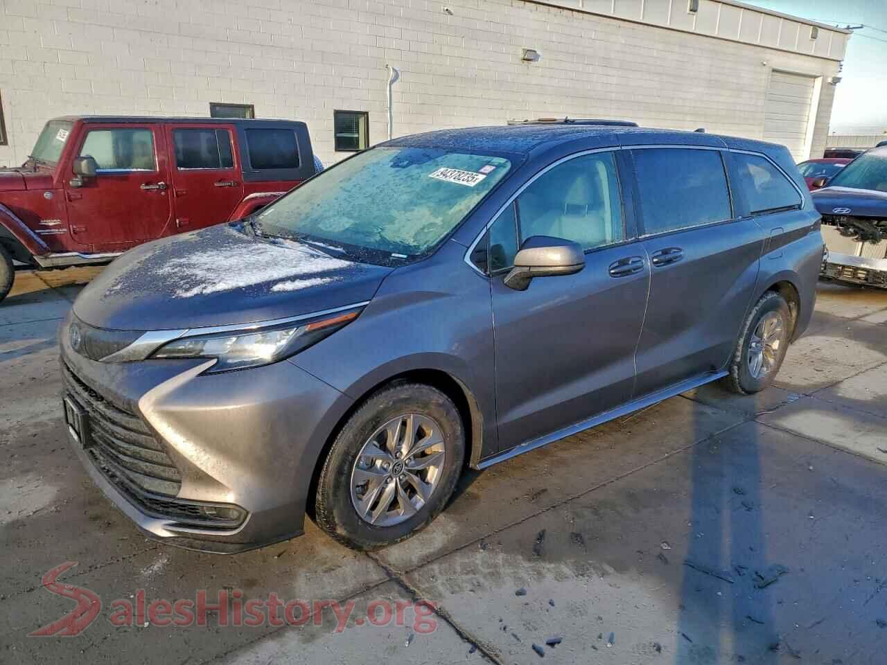 2022 TOYOTA All Models — VIN 5TDKRKEC6NS107684