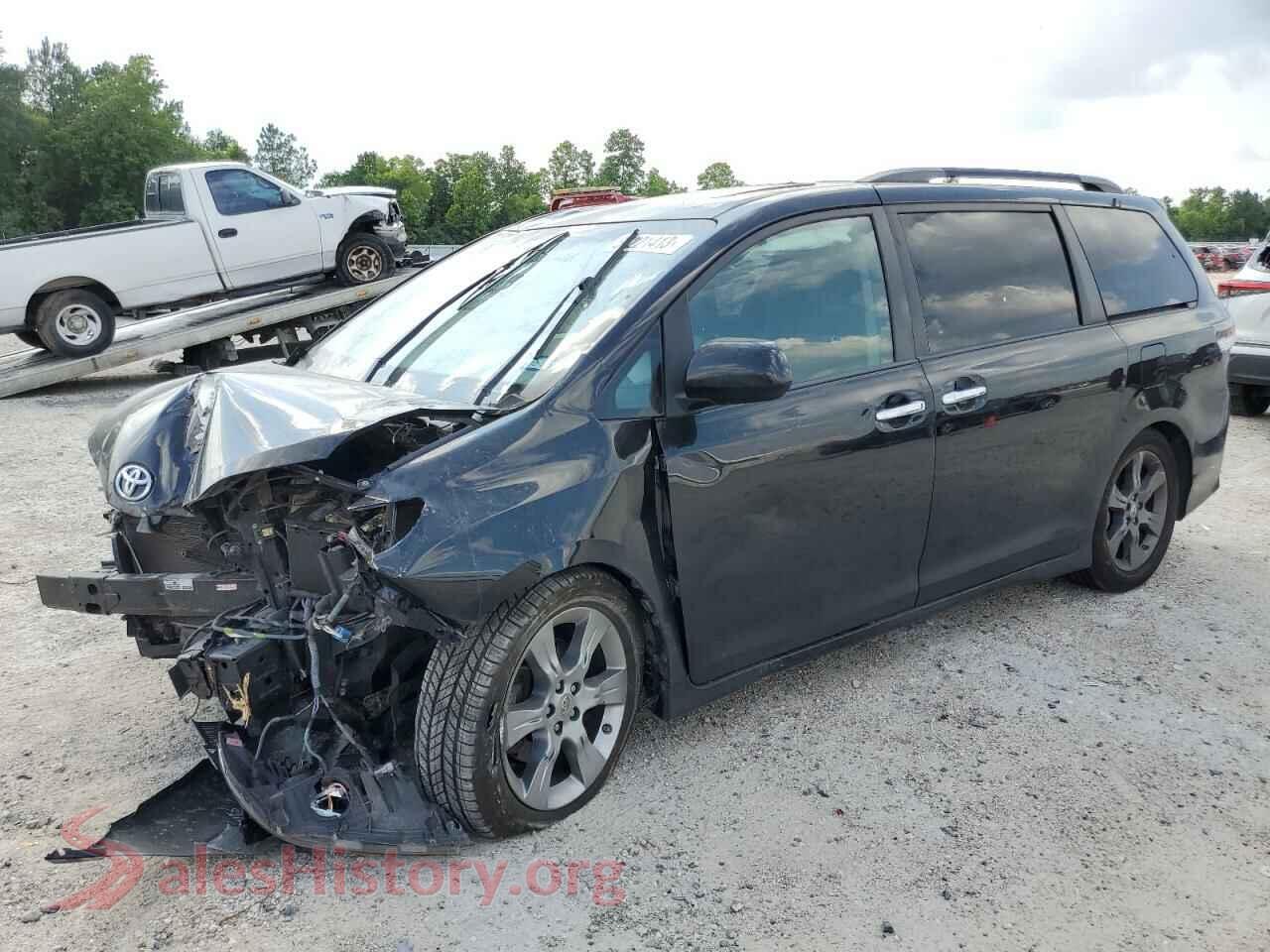 2015 TOYOTA SIENNA — VIN 5TDXK3DC5FS589549