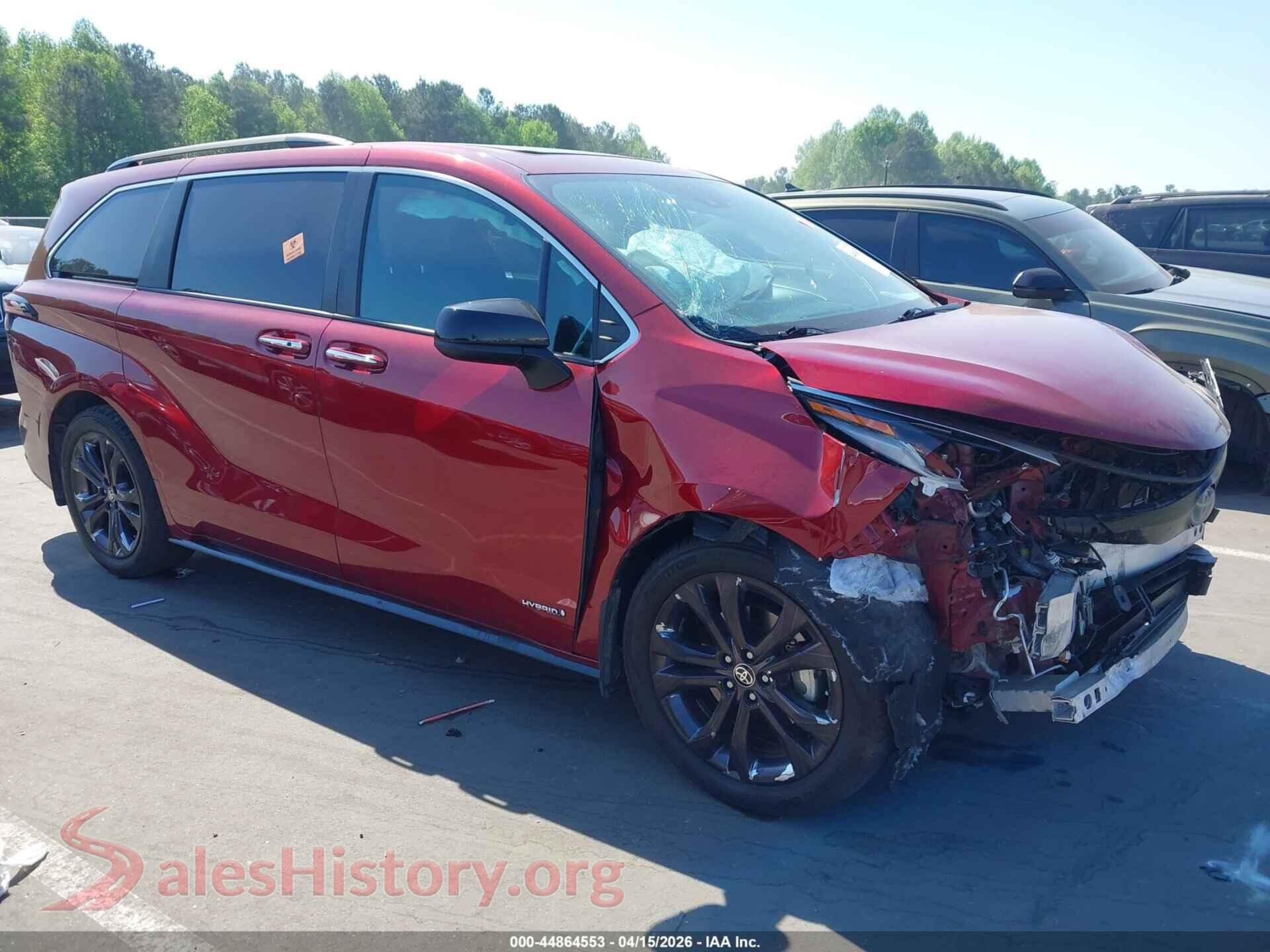 2021 TOYOTA SIENNA — VIN 5TDXRKEC5MS016670
