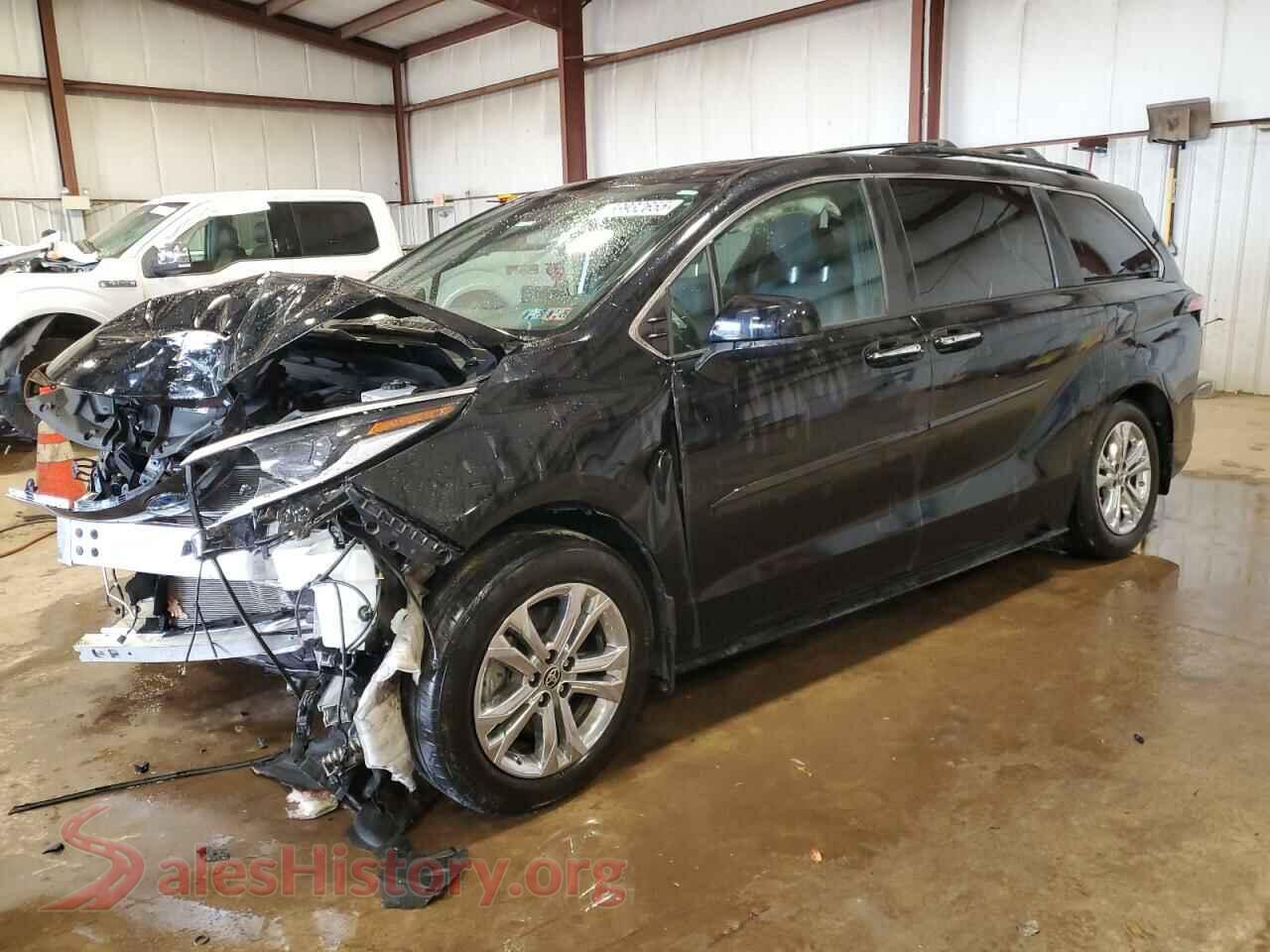 2022 TOYOTA SIENNA — VIN 5TDXSKFCXNS071524