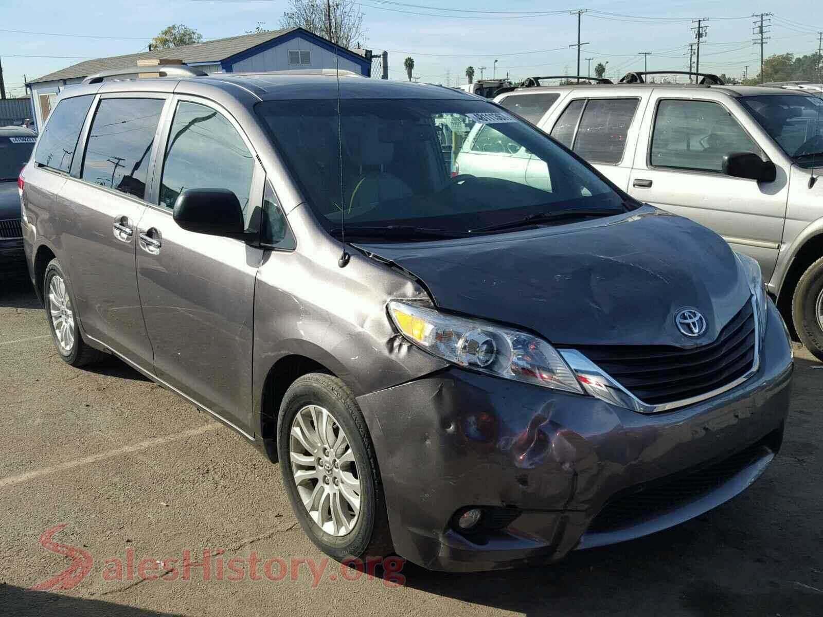 2013 TOYOTA SIENNA — VIN 5TDYK3DC8DS290235