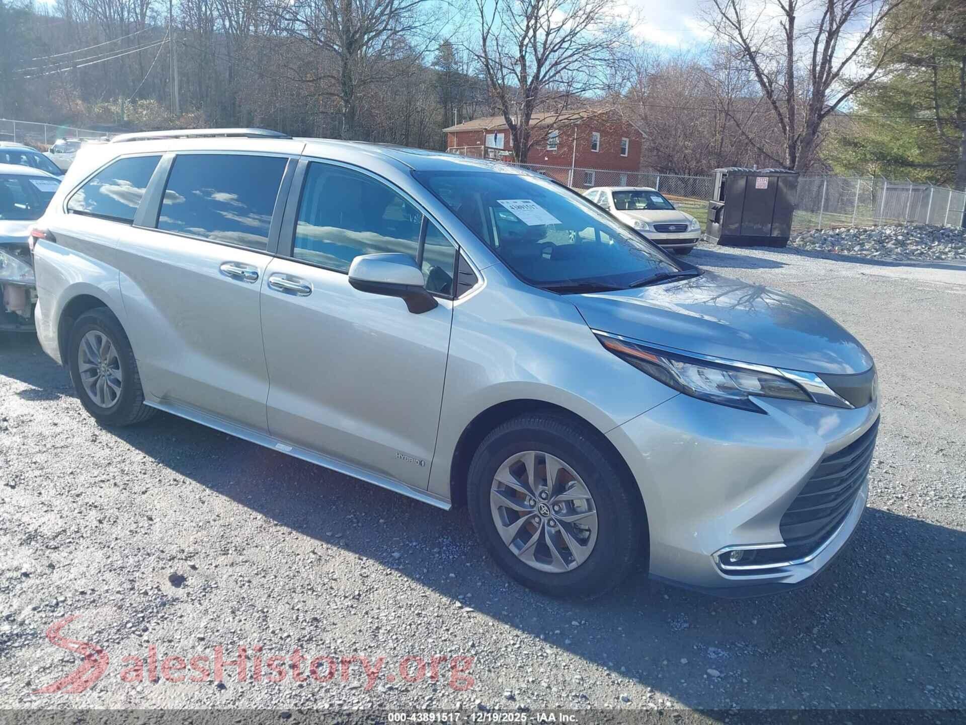 2021 TOYOTA SIENNA — VIN 5TDYRKEC7MS052140