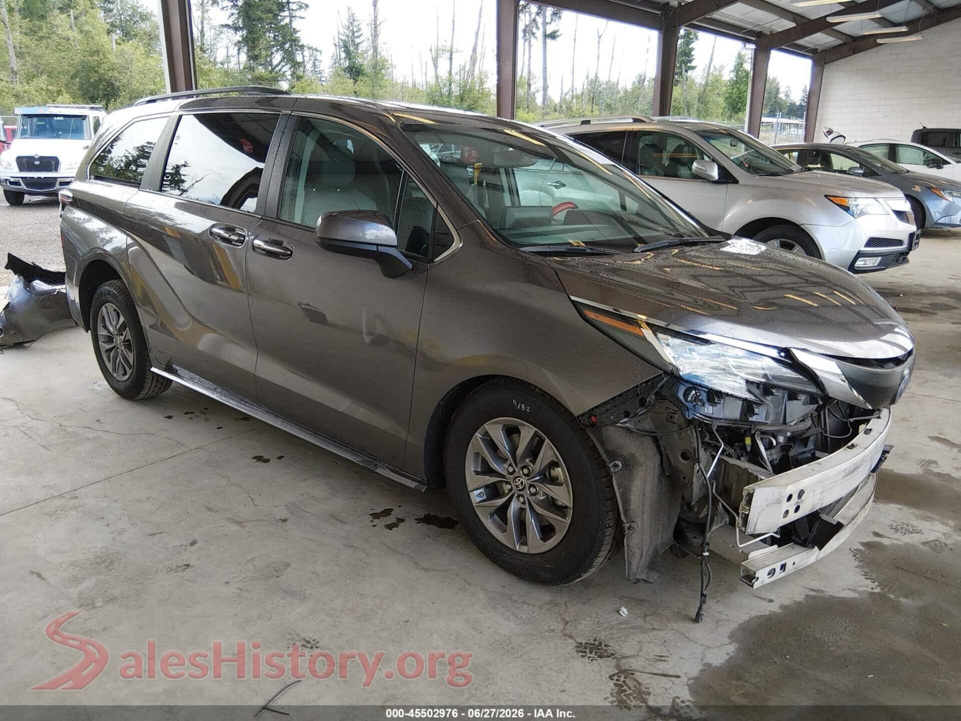 2023 TOYOTA SIENNA — VIN 5TDYRKEC7PS155353