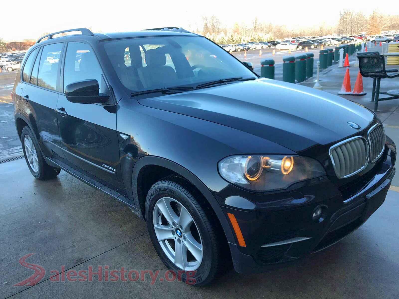 2011 BMW X5 XDRIVE3 — VIN 5UXZW0C58BL656041