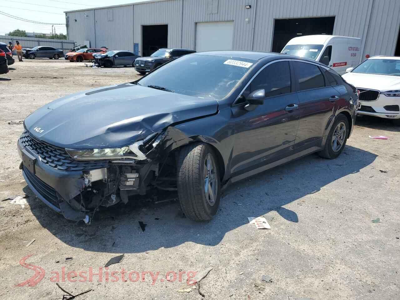 2022 KIA K5 — VIN 5XXG14J20NG090386