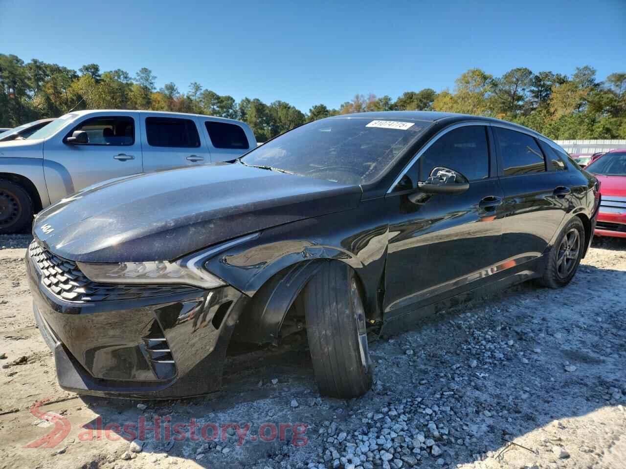 2022 KIA K5 — VIN 5XXG14J25NG137945