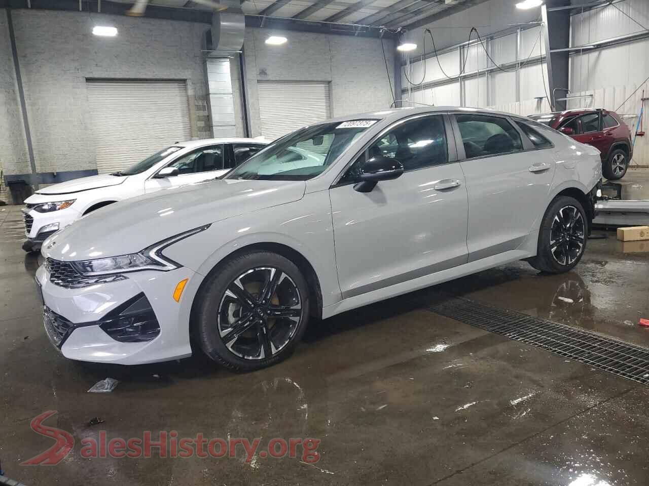 2021 KIA K5 — VIN 5XXG64J21MG022937