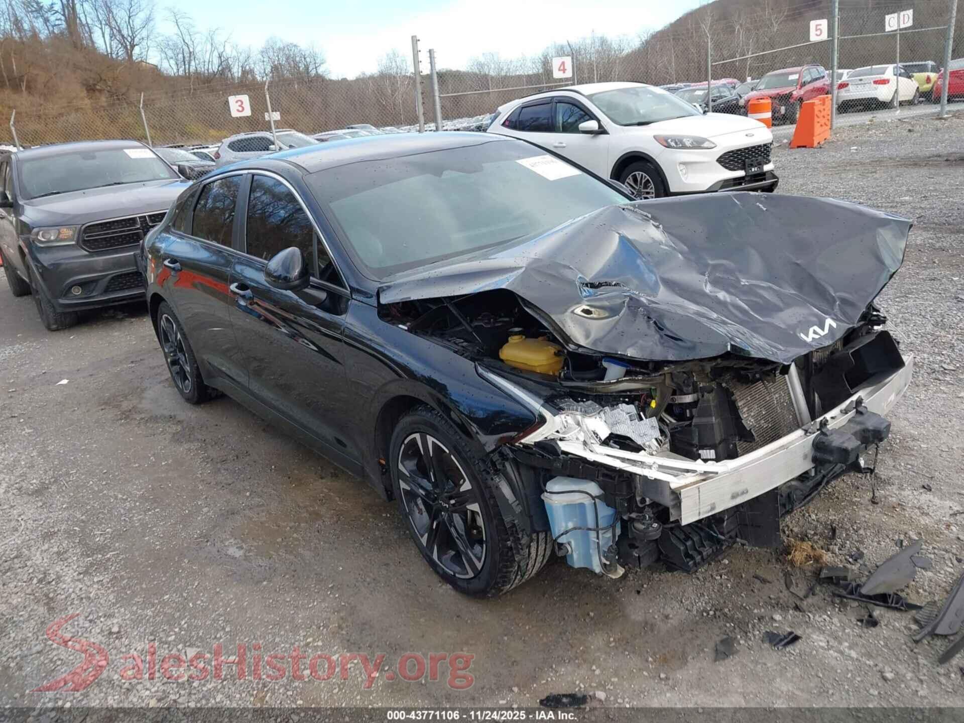 2022 KIA K5 — VIN 5XXG64J23NG134561