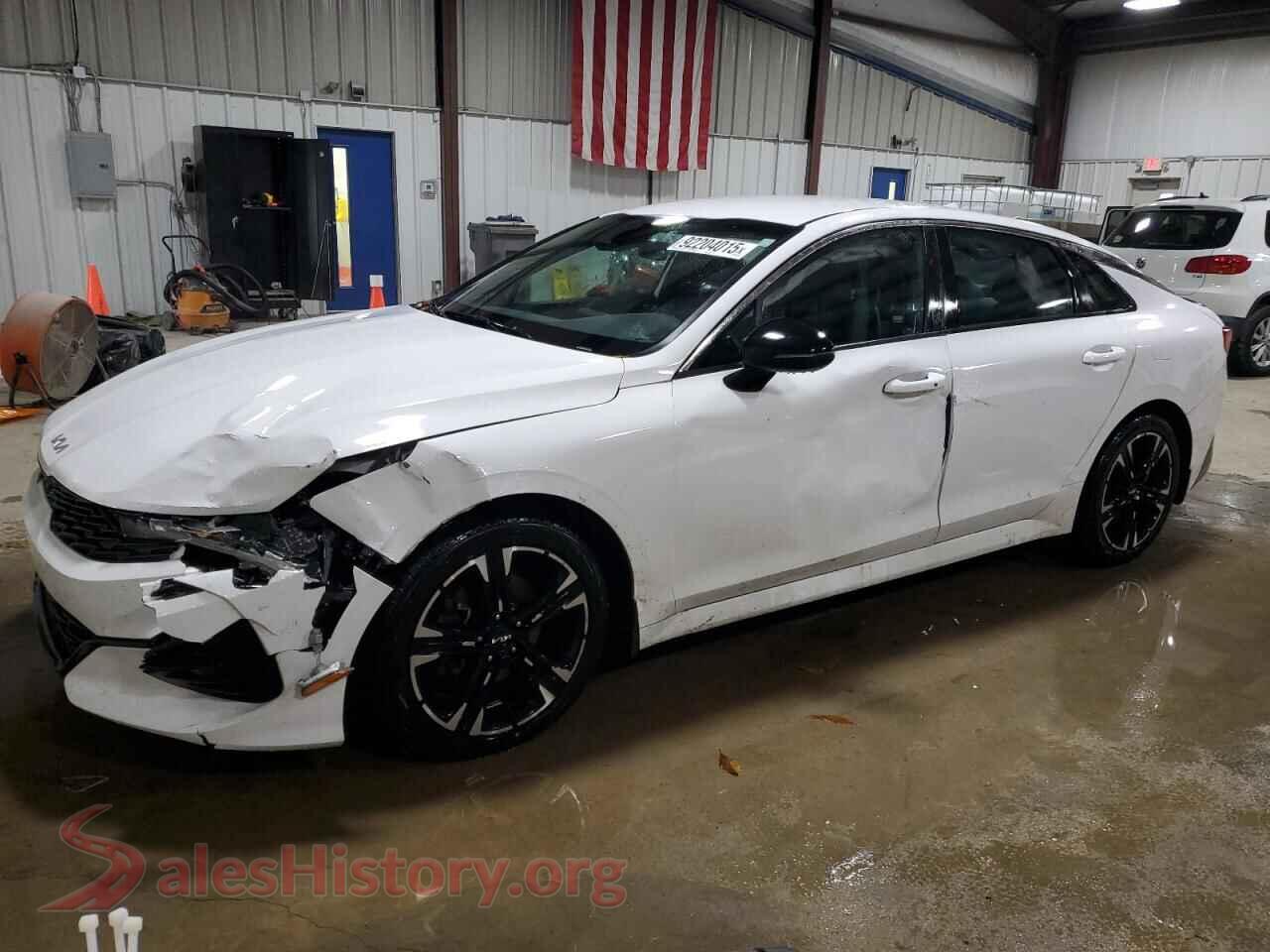 2022 KIA K5 — VIN 5XXG64J26NG097263